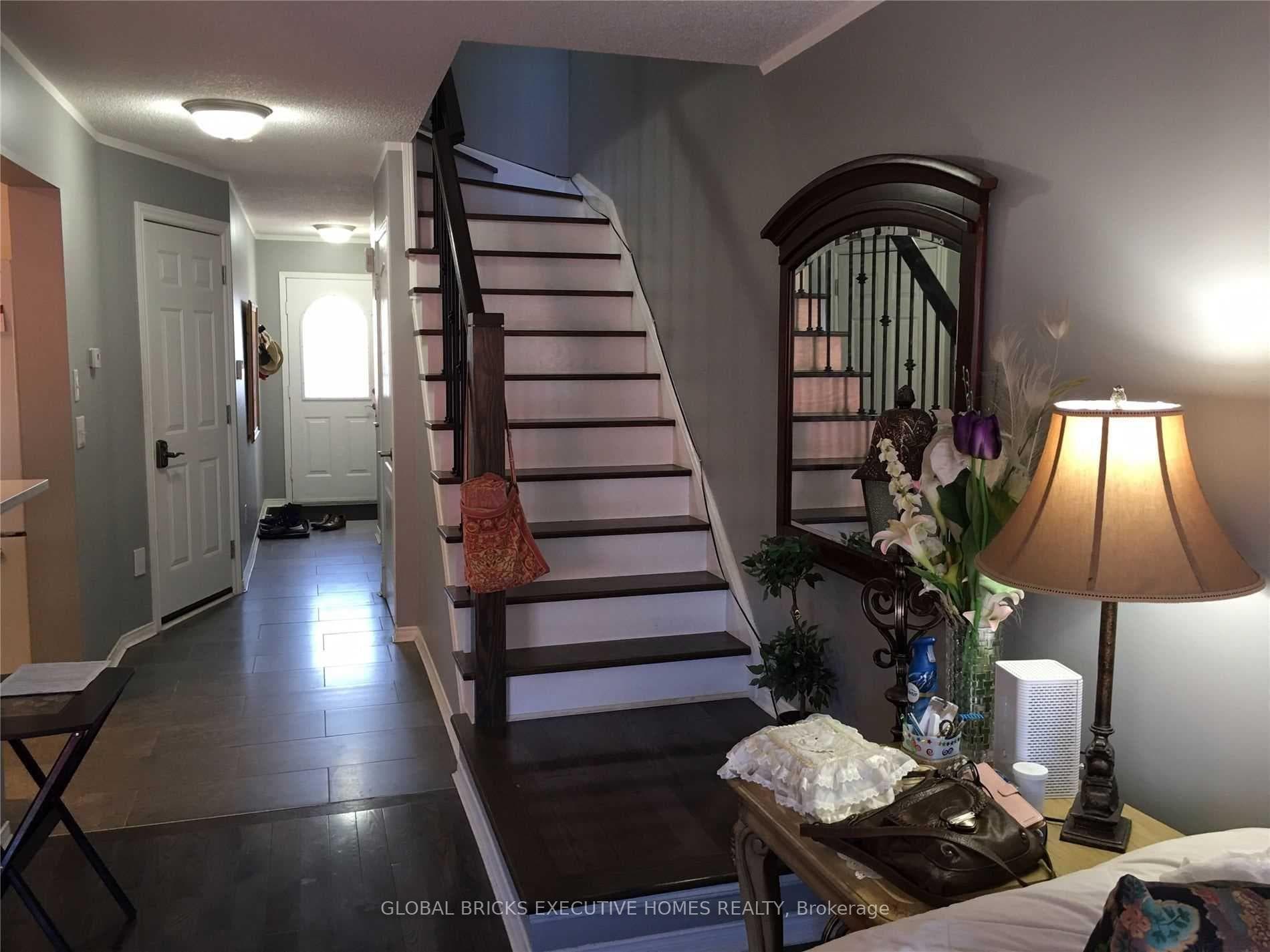 5030 Heatherleigh Avenue Unit 161 photo 5