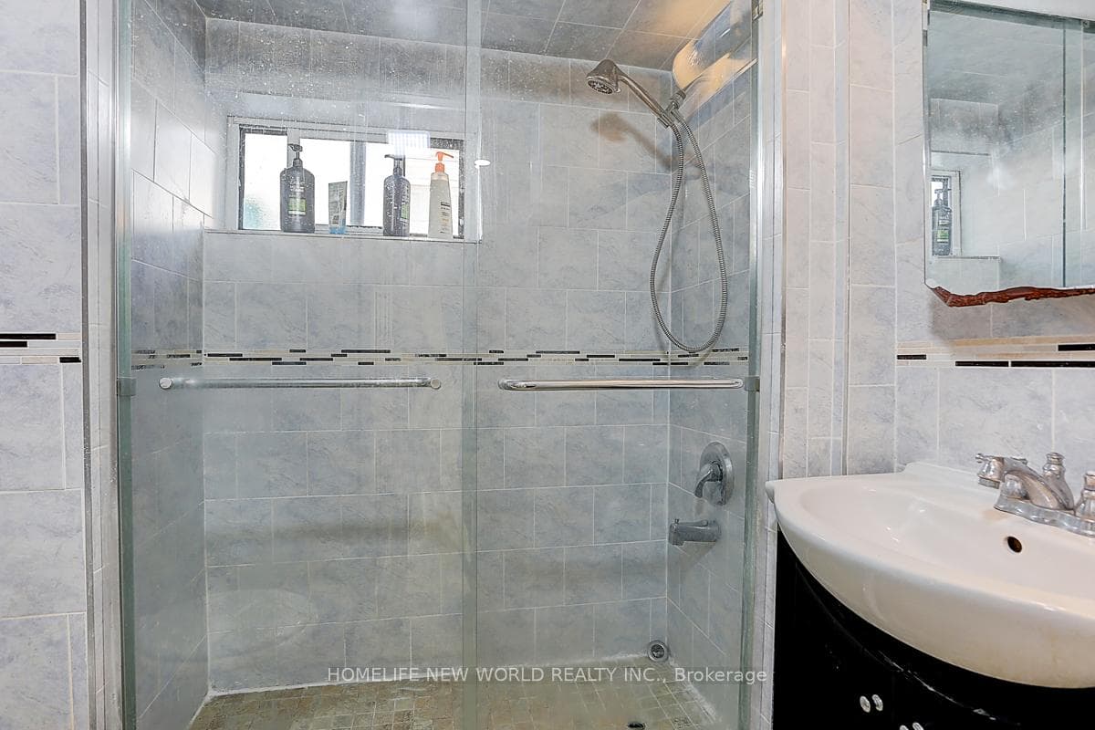 21 Duckworth Street photo 28