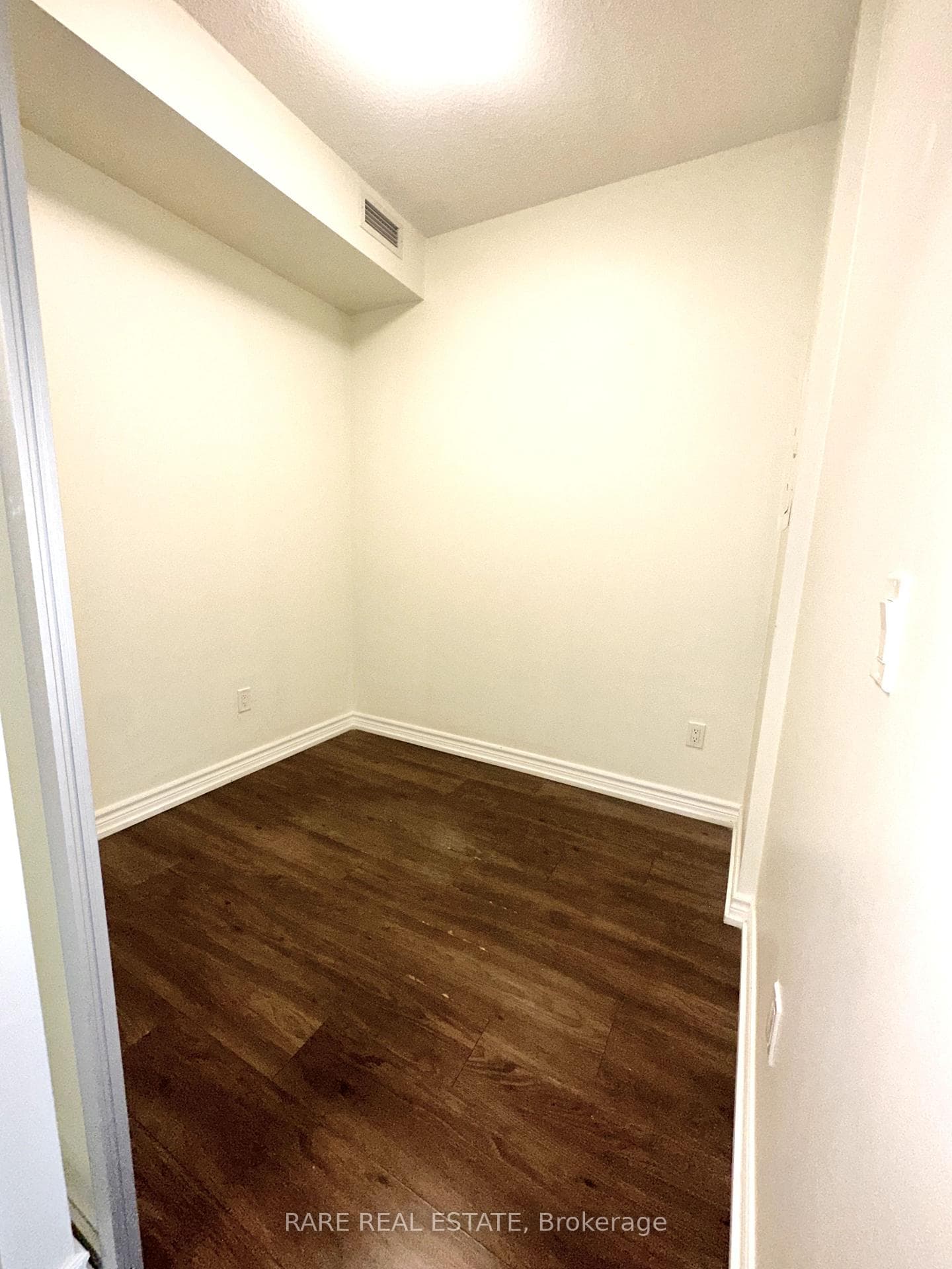 50 Forest manor Road Unit 2204 photo 9