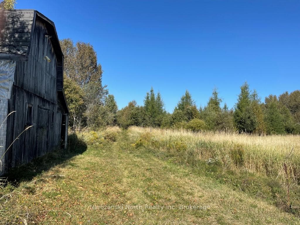 2855 64 Highway photo 28