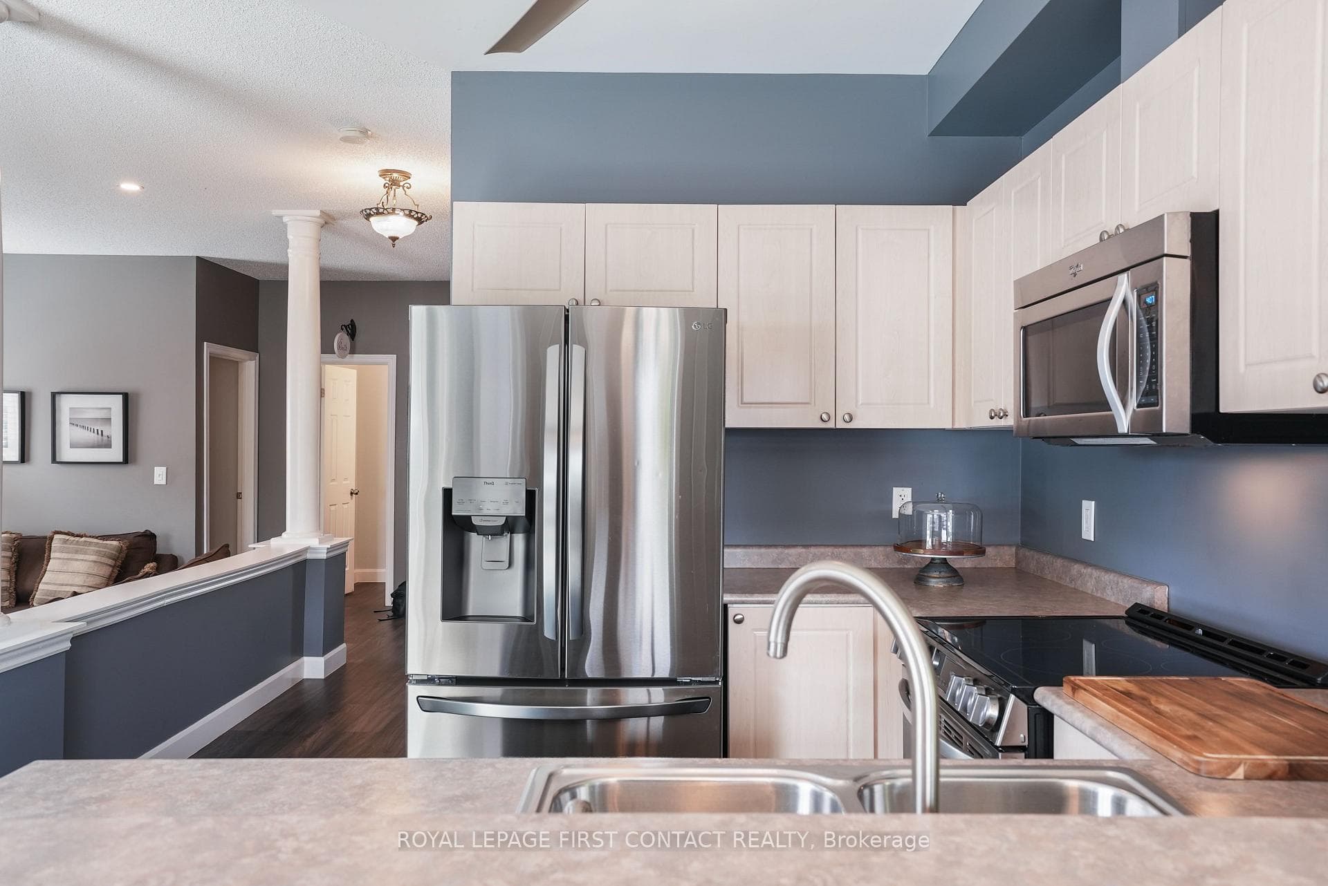 55 Joseph Crescent photo 11