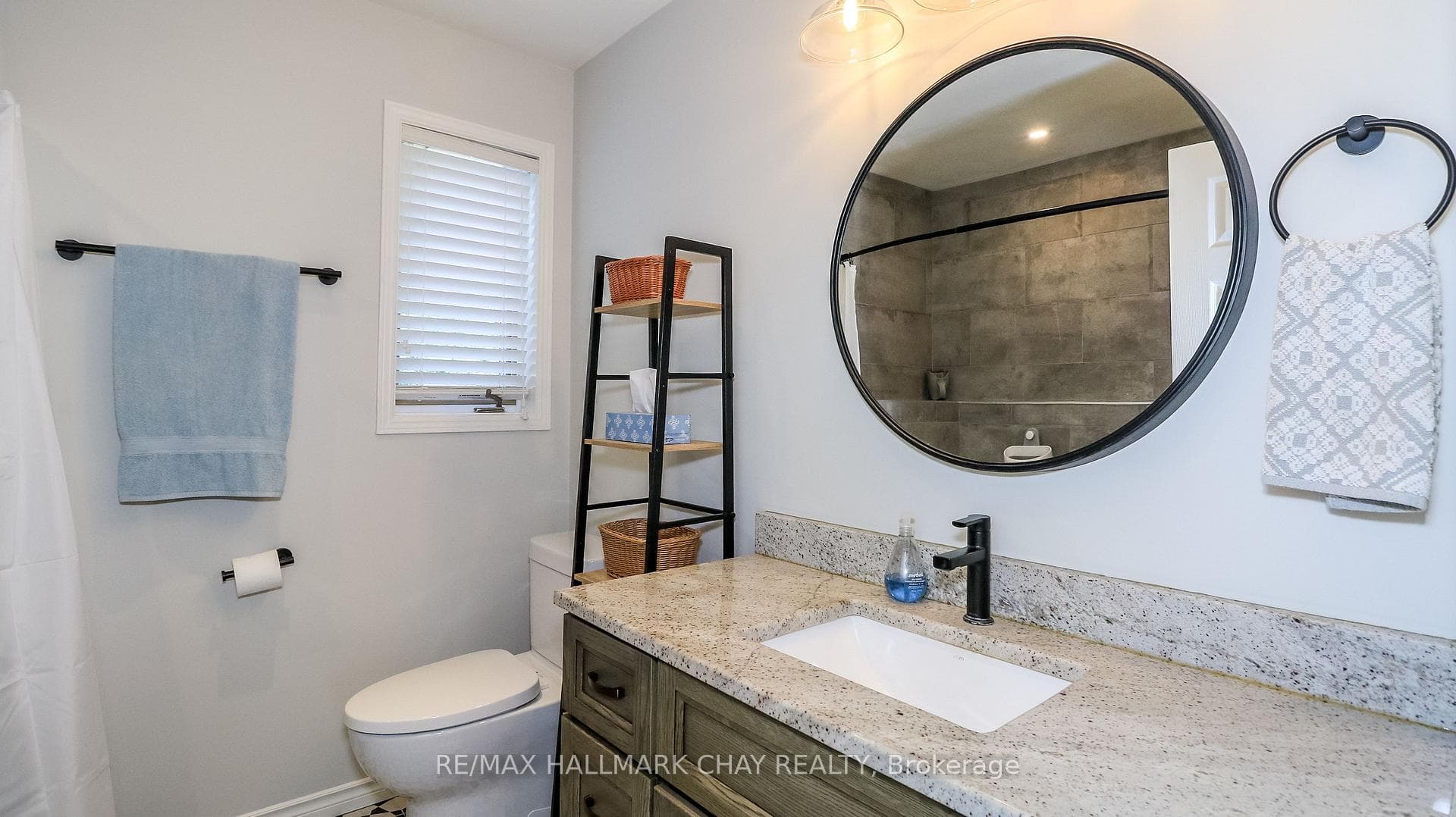 2281 Scythes Street photo 24