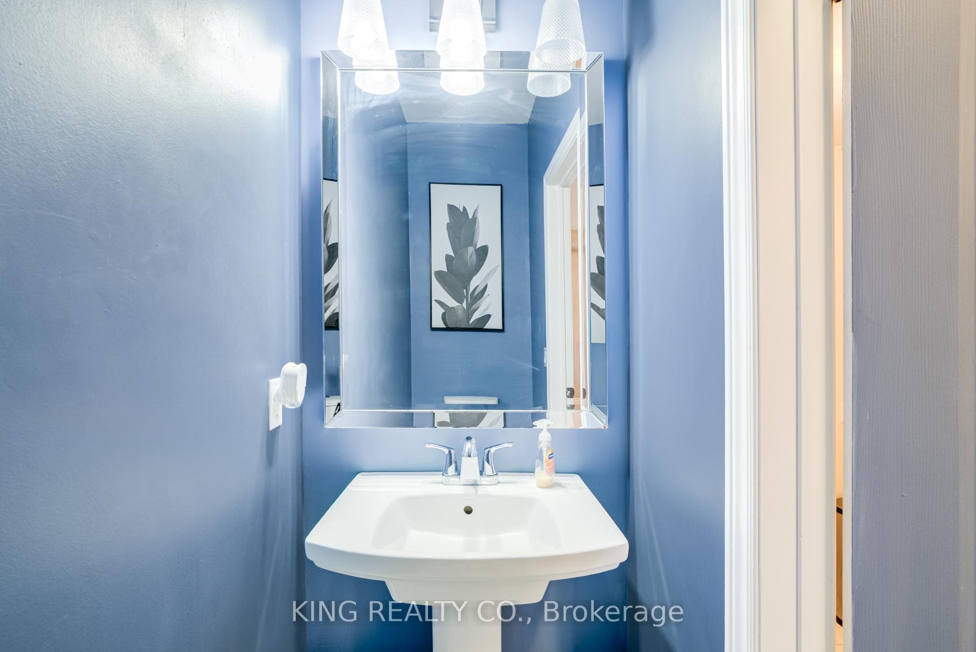 14 Martineau Road photo 22