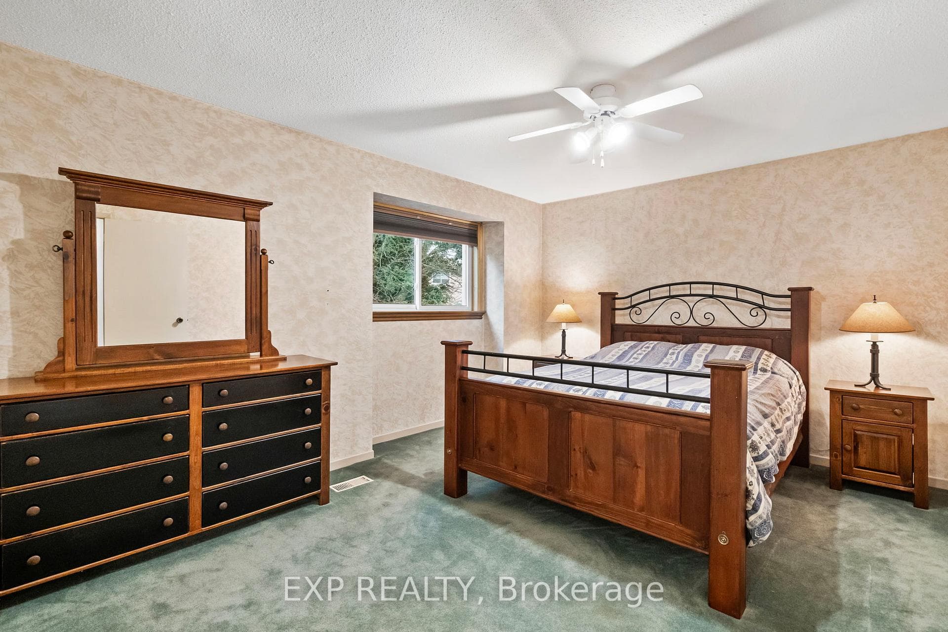 25 Lilac Avenue photo 20