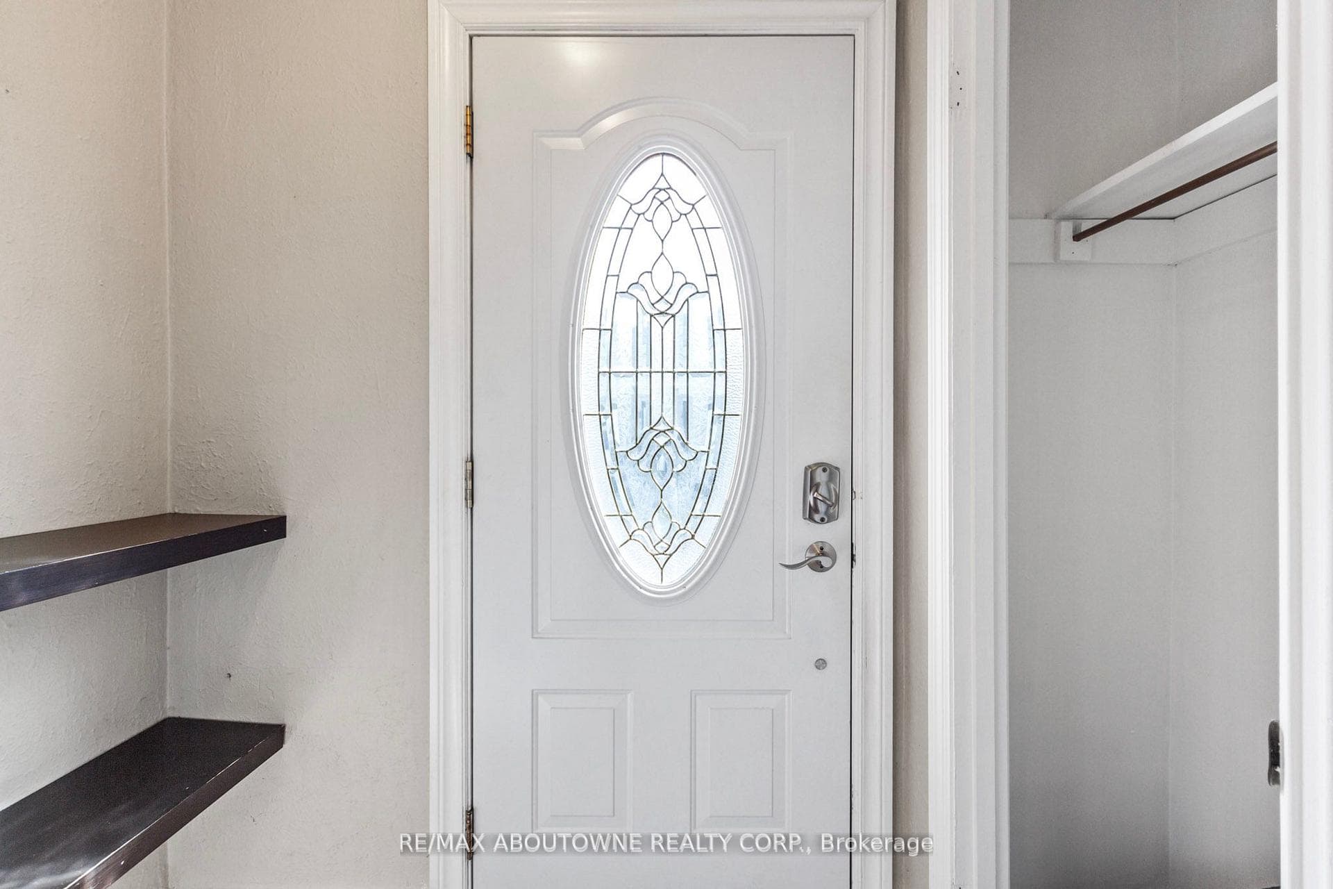 136 Brantdale Avenue photo 2