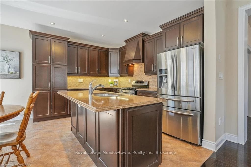 391 WETTLAUFER Terrace photo 16
