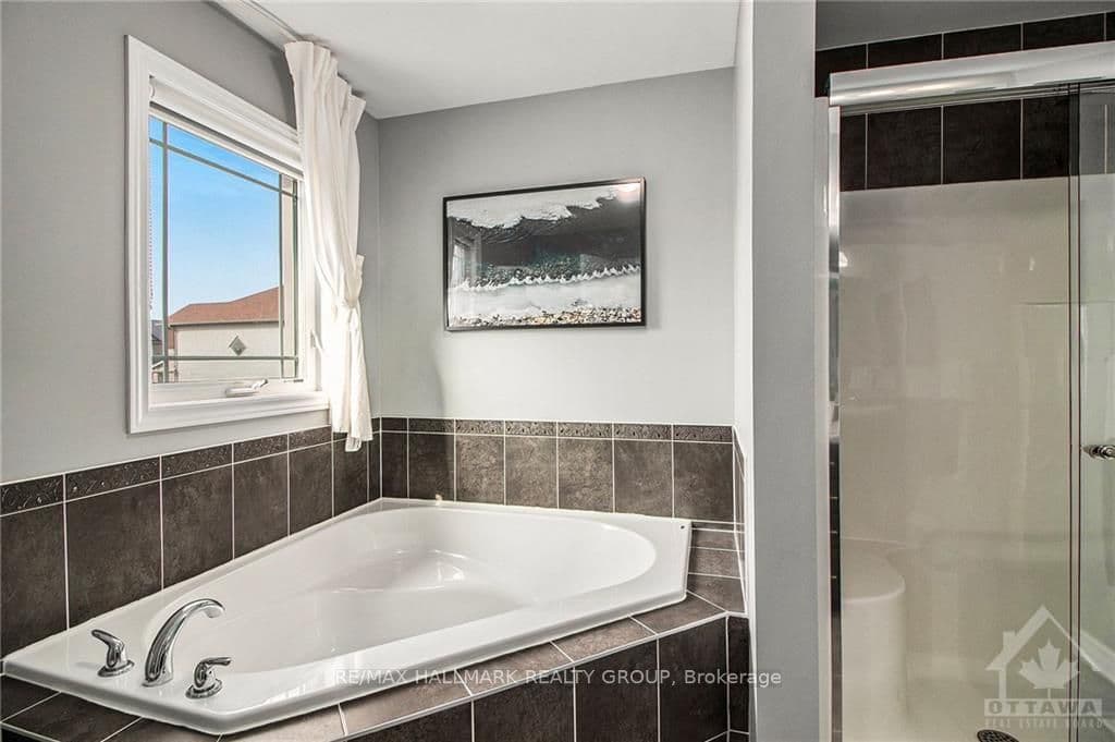 213 GOSSAMER Street photo 25