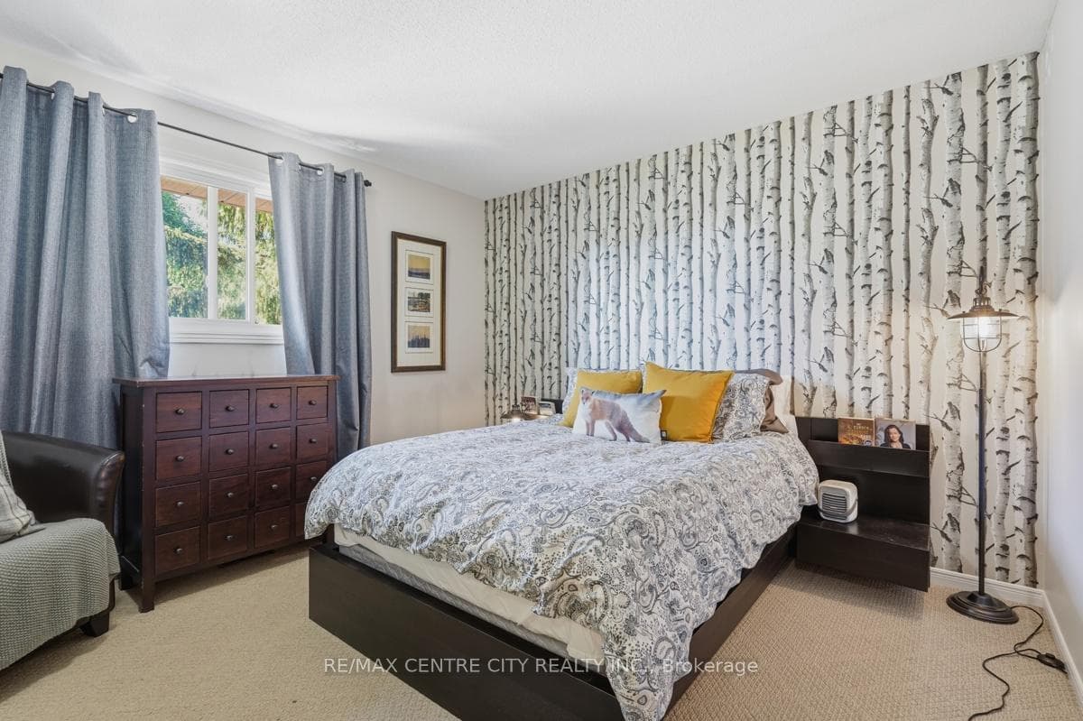 264 Blue Forest Place photo 30