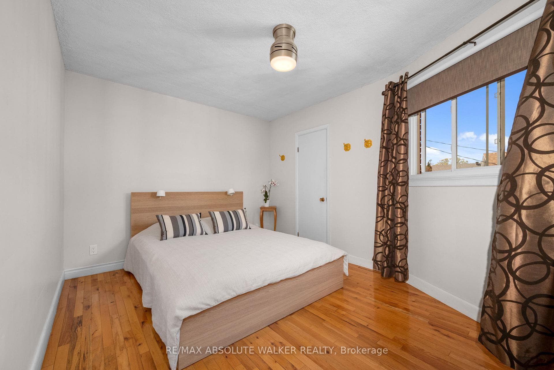 26 Riverdale Avenue photo 15