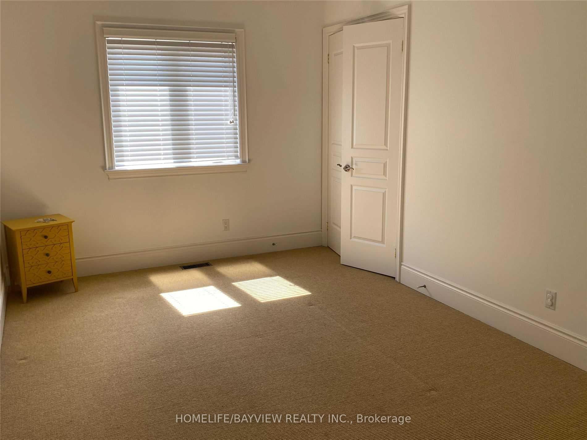 374 Glengarry Avenue photo 20