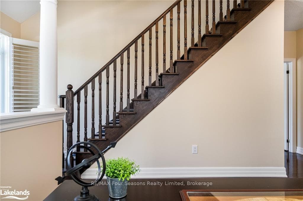 Room for Guests~ Second Level