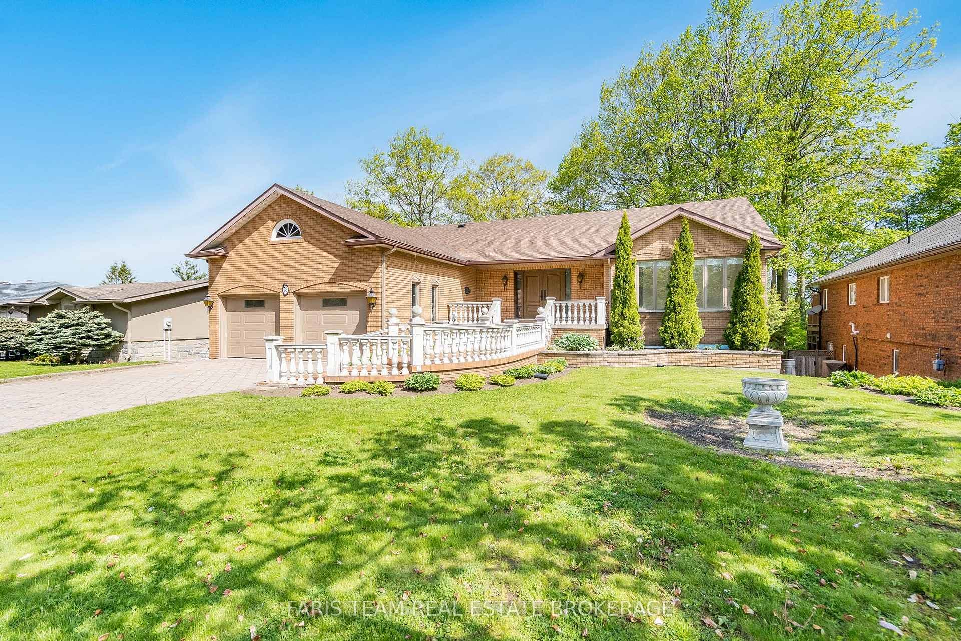 58 Woodcrest Road photo 3