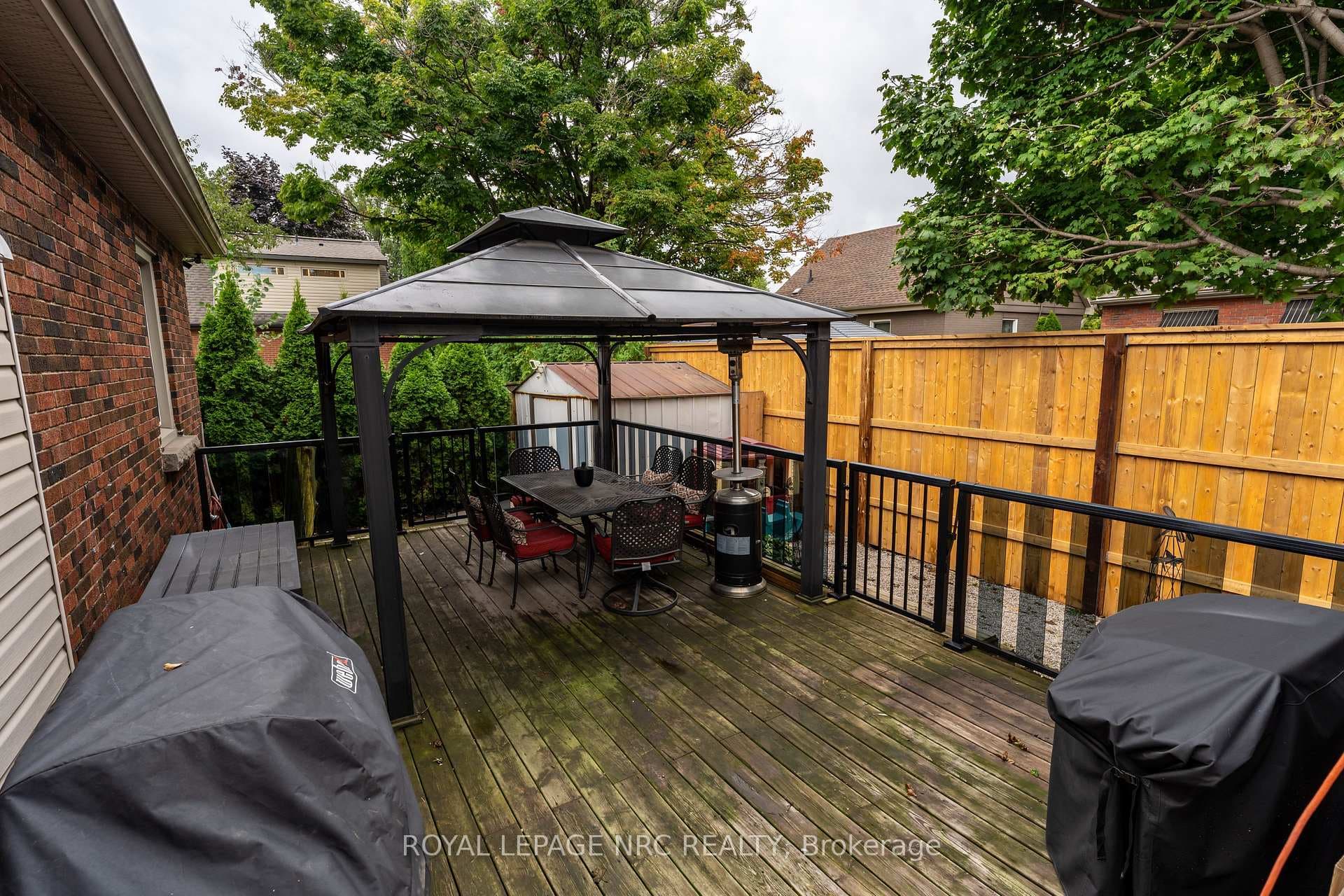 Outdoor dining area