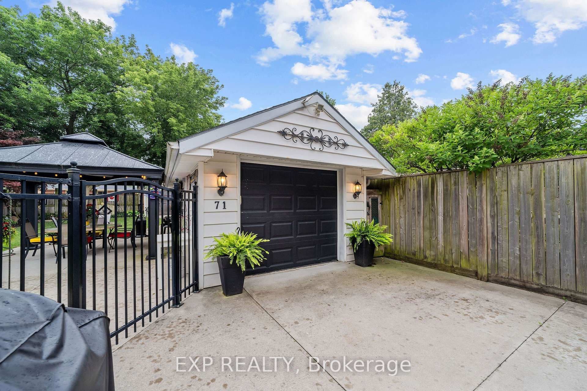 71 Marianna Drive photo 30
