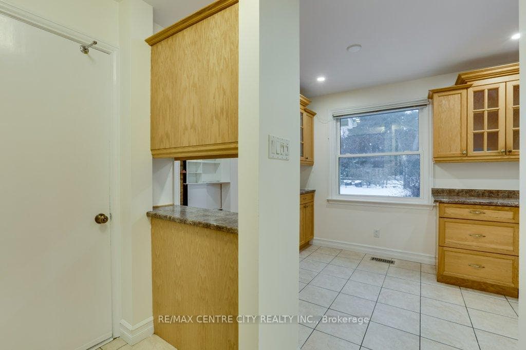 37 Westmorland Road photo 18