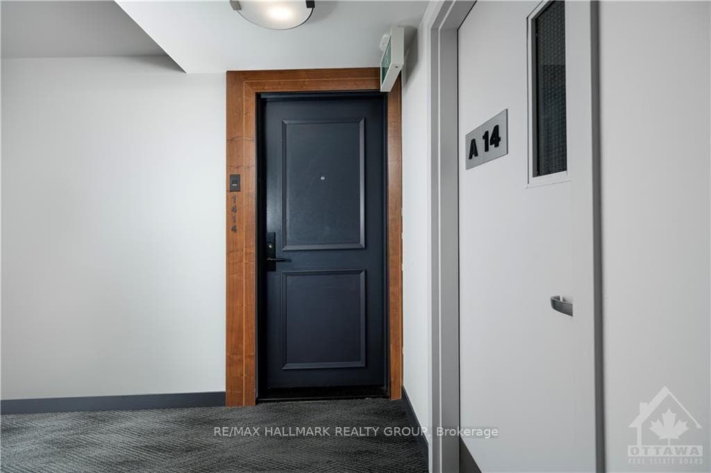 255 BAY Street Unit 1414 photo 9