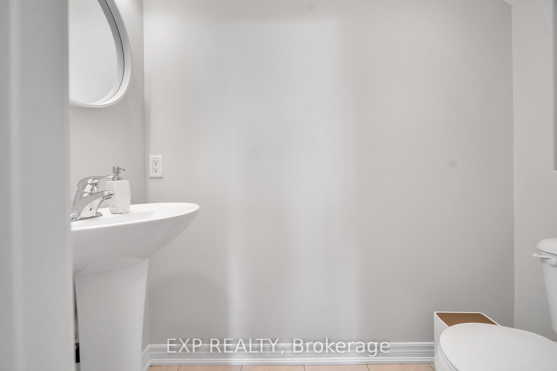 3182 Eclipse Avenue photo 18