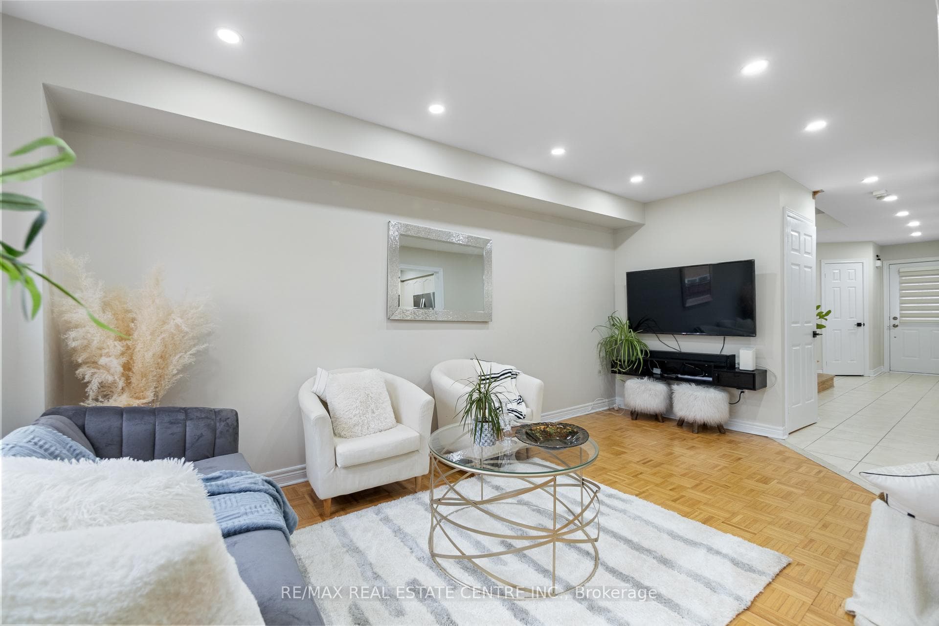 3878 Freeman Terrace photo 7