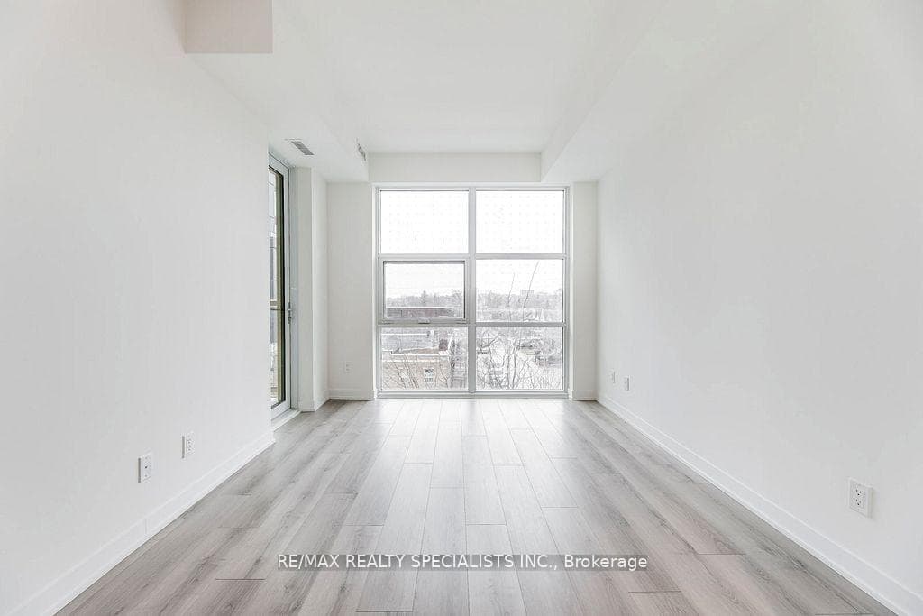 1787 St. Clair Avenue Unit 419 photo 9