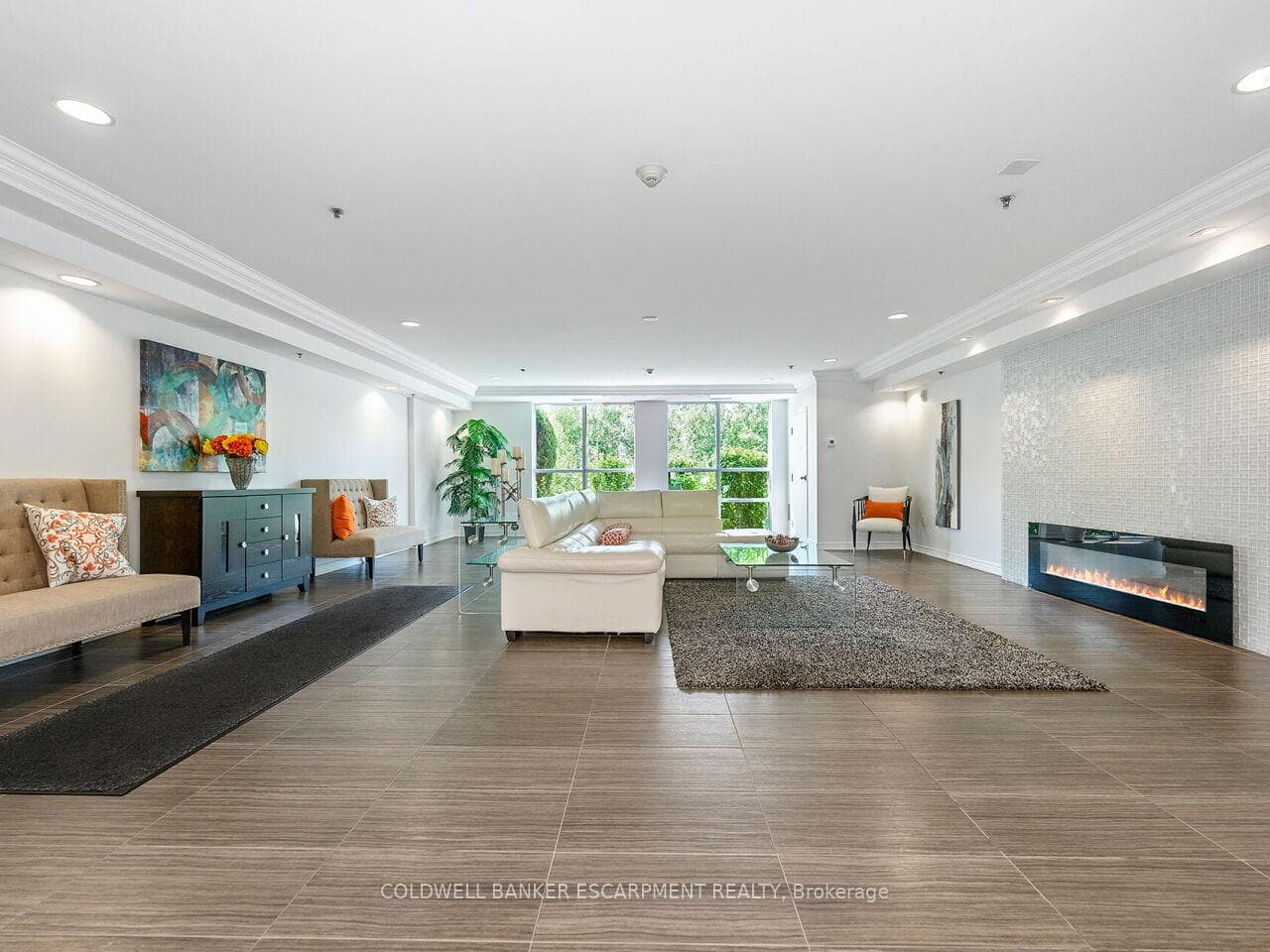 1419 Costigan Road Unit 201 photo 4