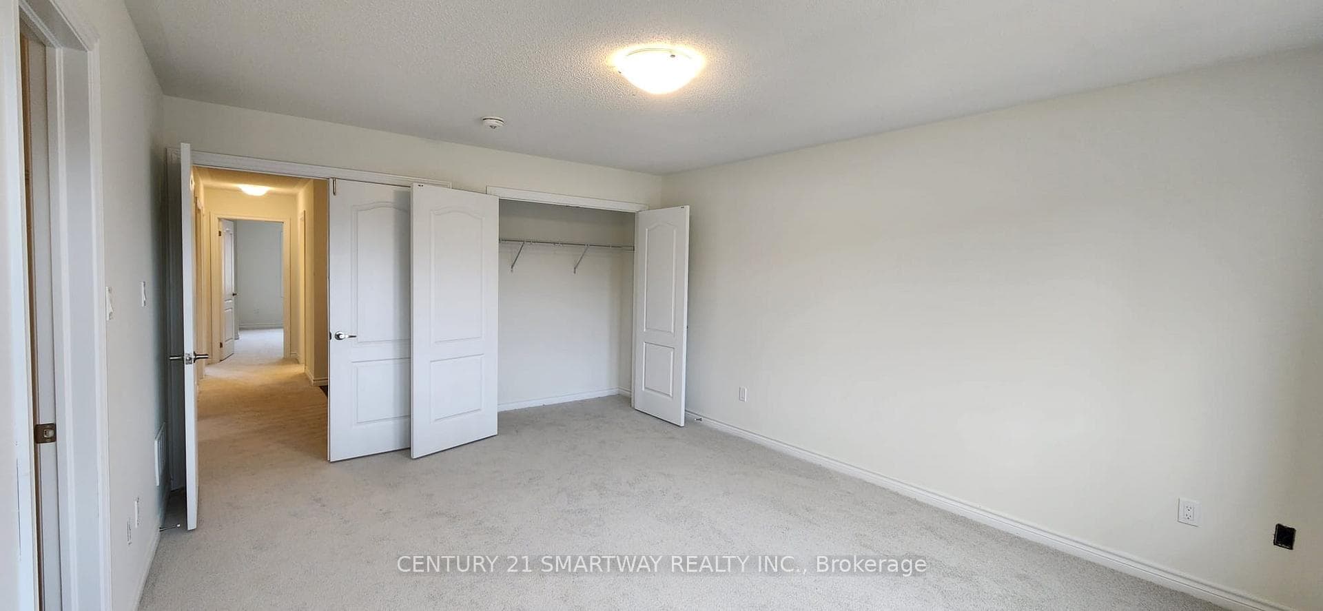 20 Huntsworth Avenue photo 18