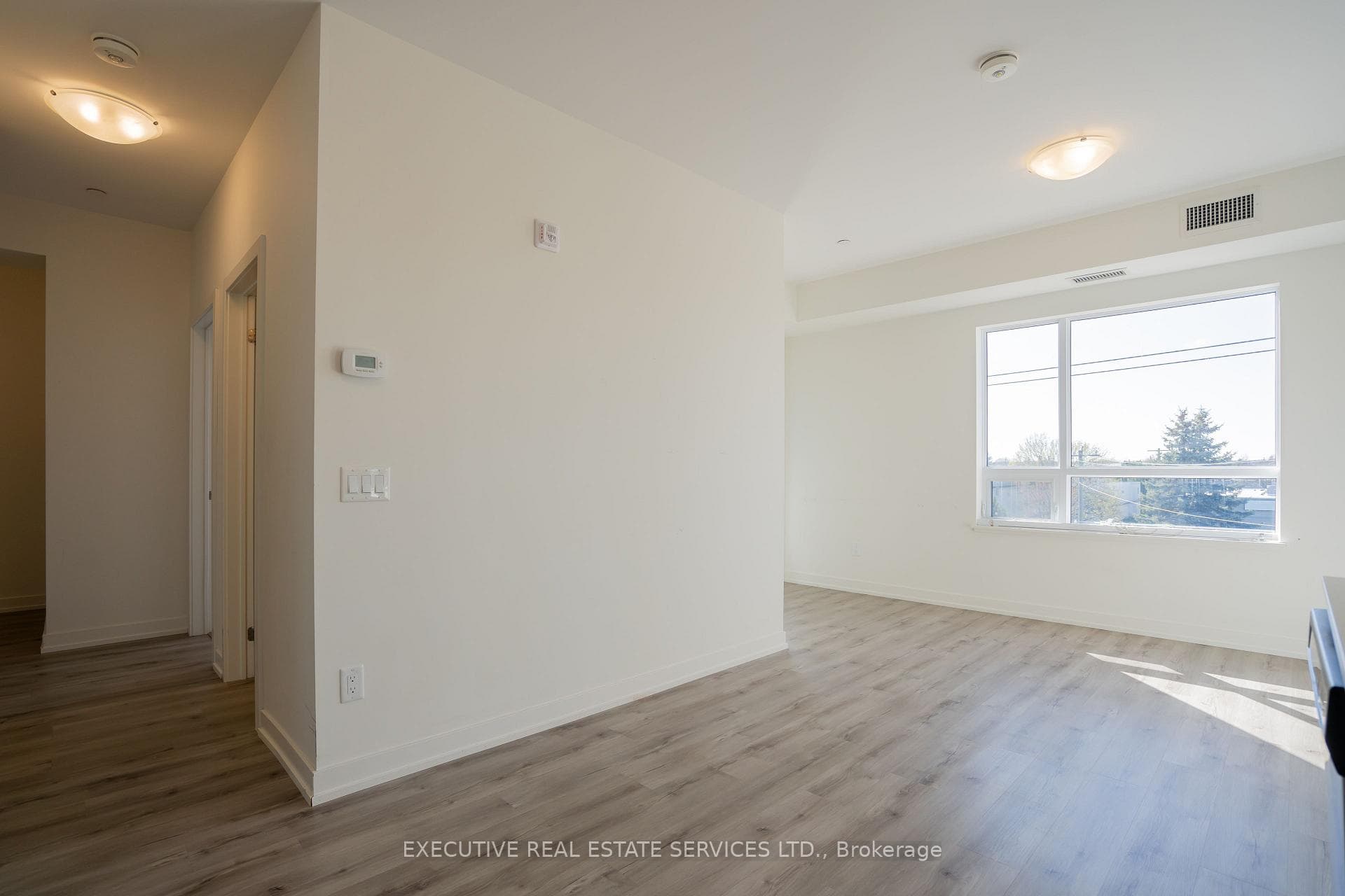 251 Northfield Drive Unit 322 photo 22