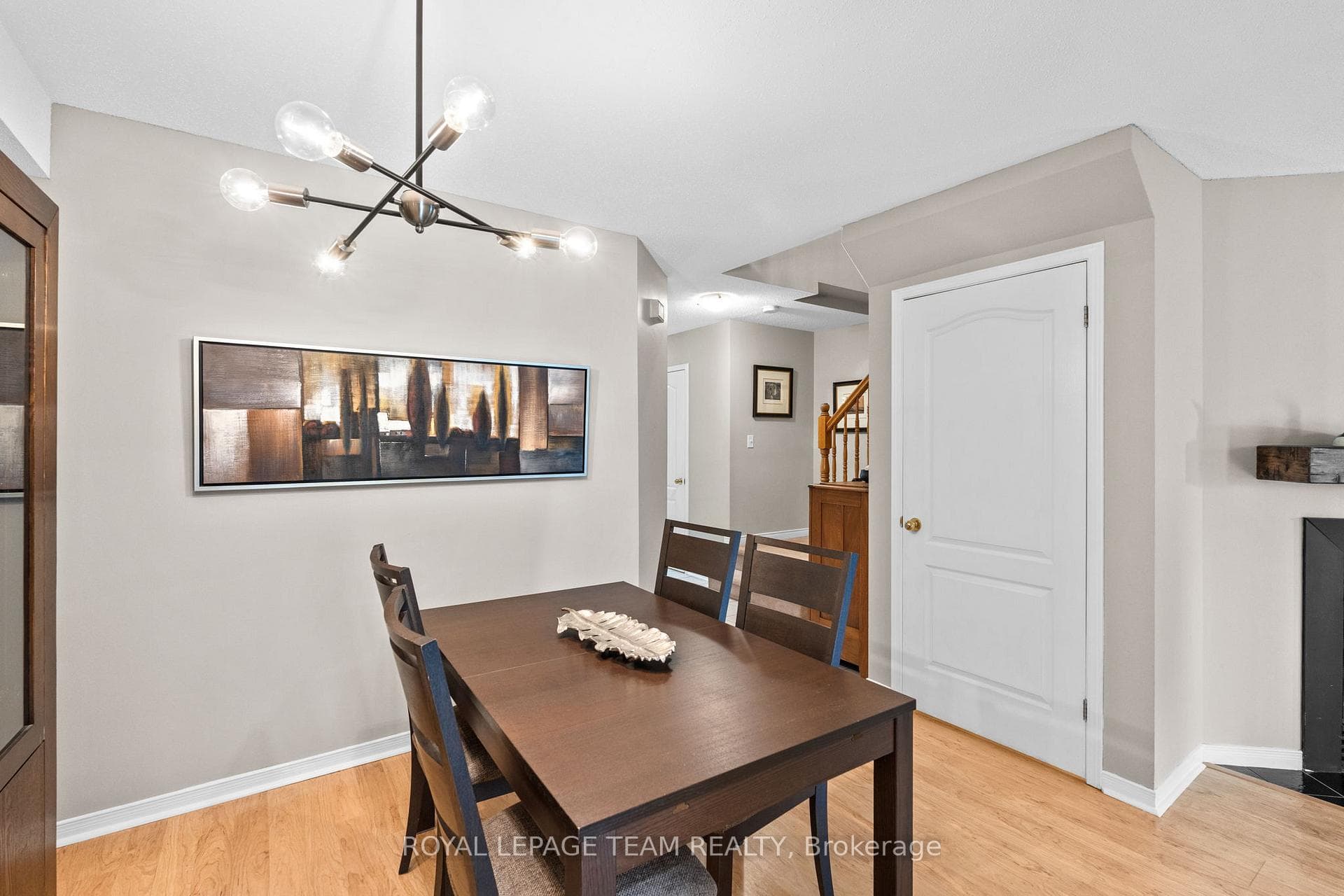 32 Whitegate Crescent photo 10