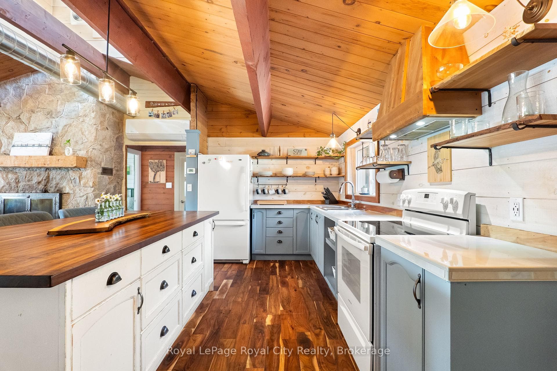 285 Mank Road photo 14