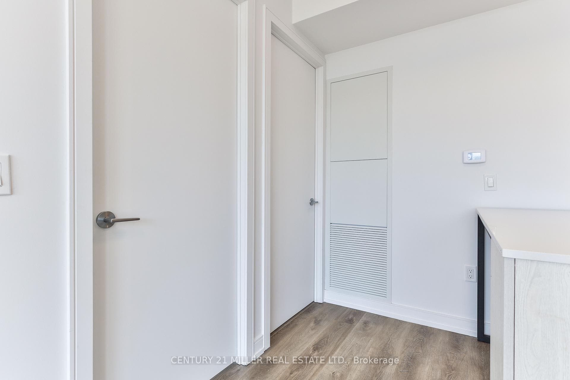 1 Jarvis Street Unit 1309 photo 15