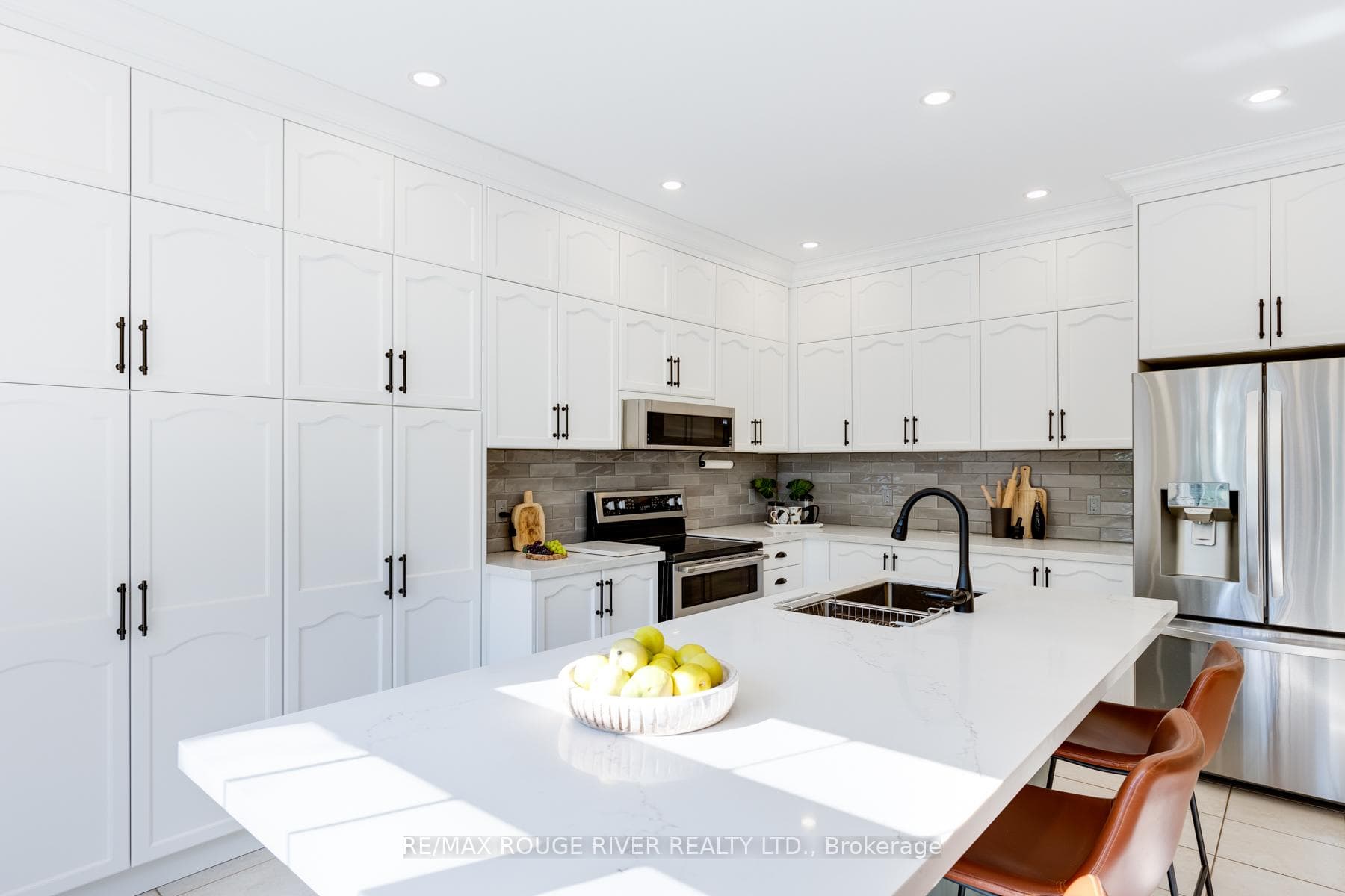 18 Mackey Drive photo 12