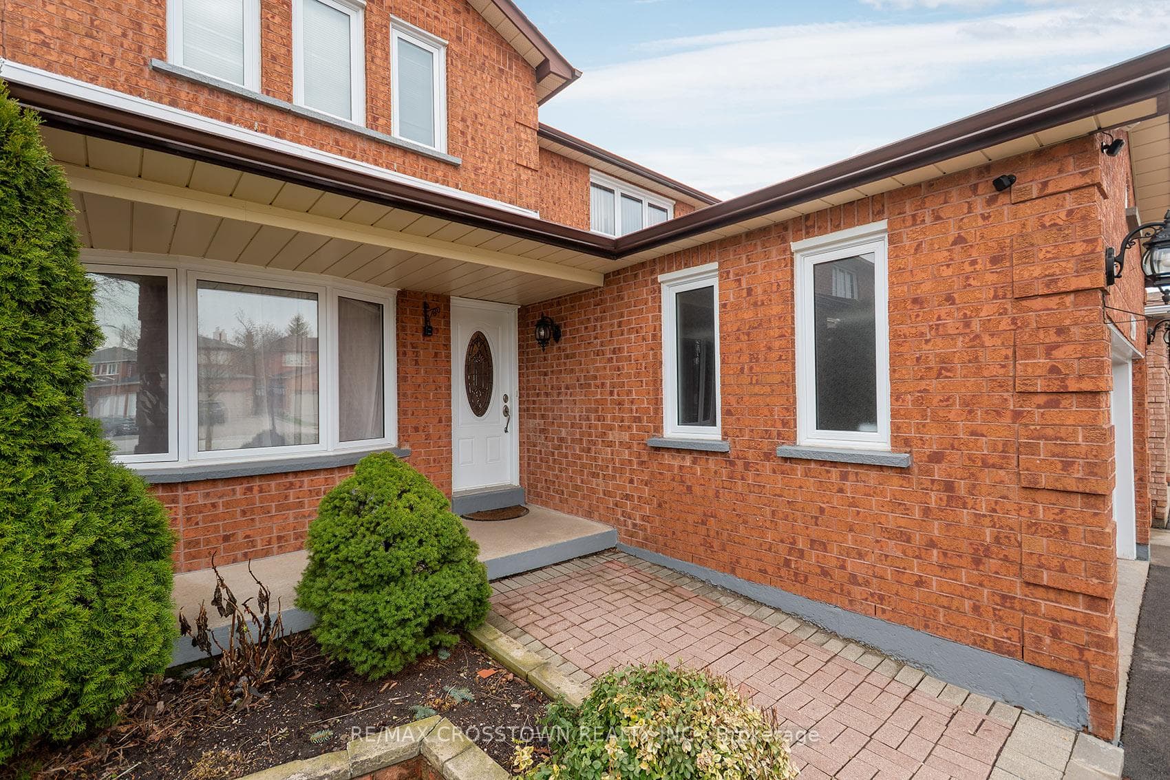 119 Fieldgate Drive photo 3