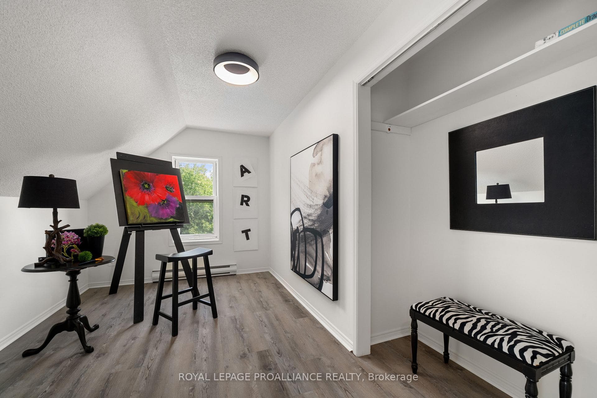 216 Lazier Road photo 17