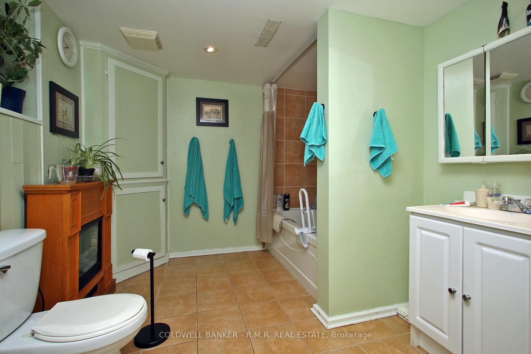 335 Annapolis Avenue photo 14