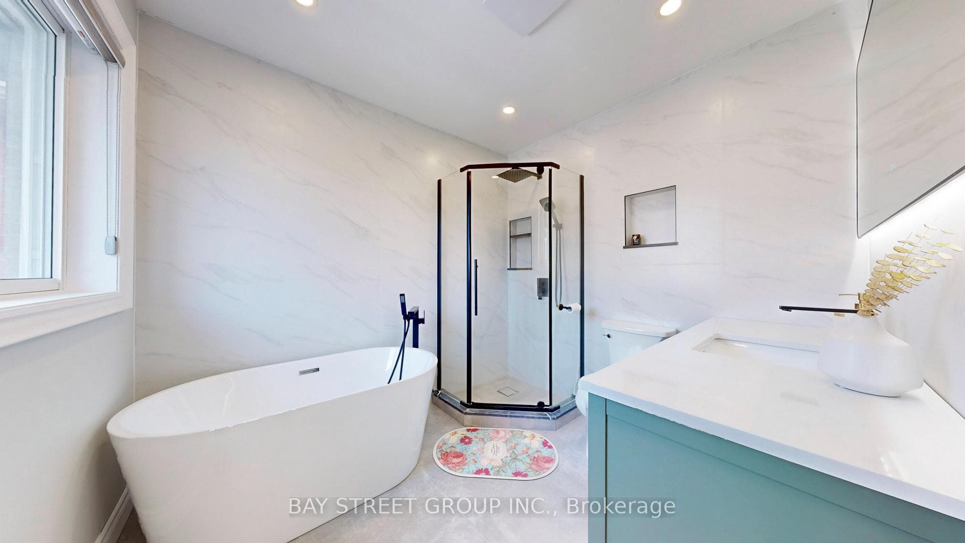 7 Mccaul Street photo 19