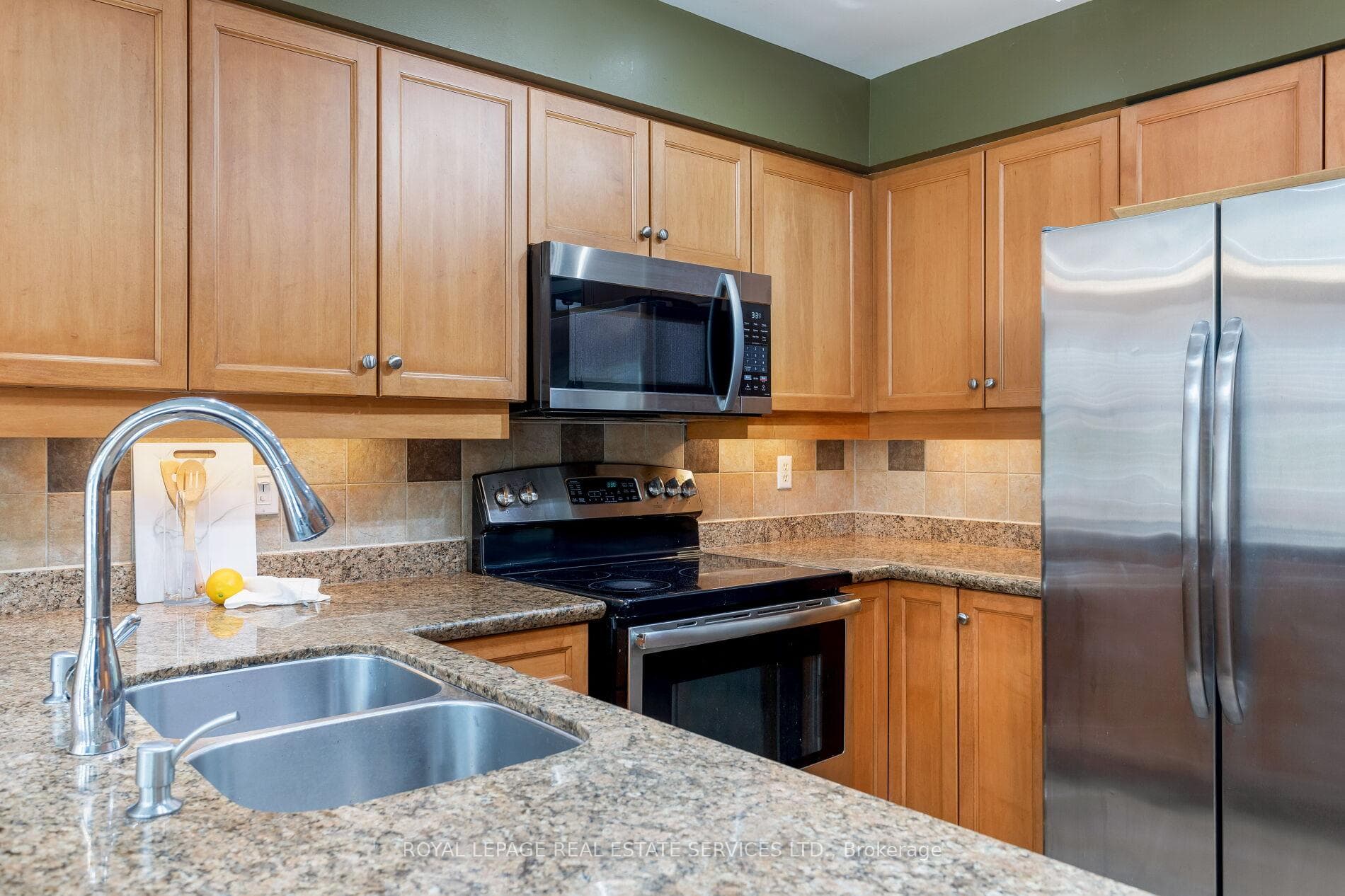 2175 Country Club Drive Unit 3 photo 15