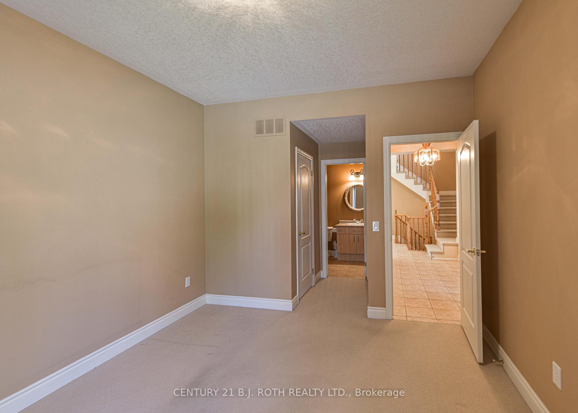 5 Invermara Court Unit 16 photo 11