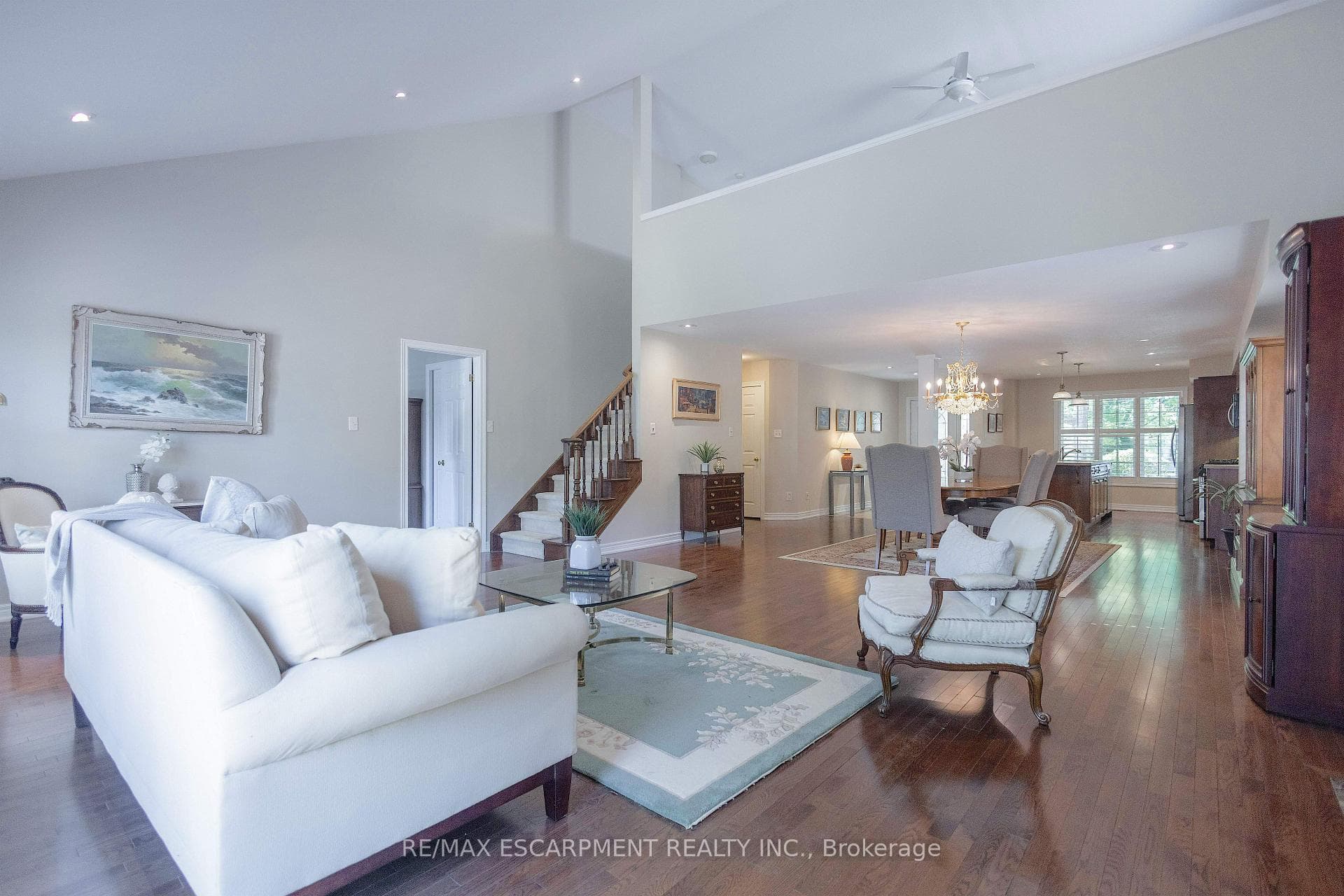 624 Sandcherry Drive photo 13