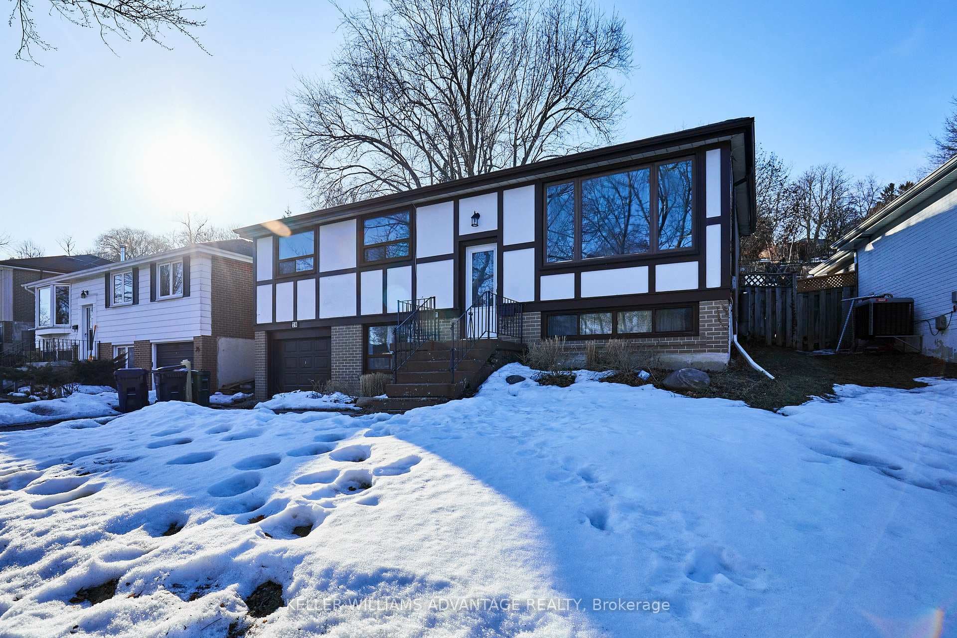 28 Sir Raymond Drive photo 31