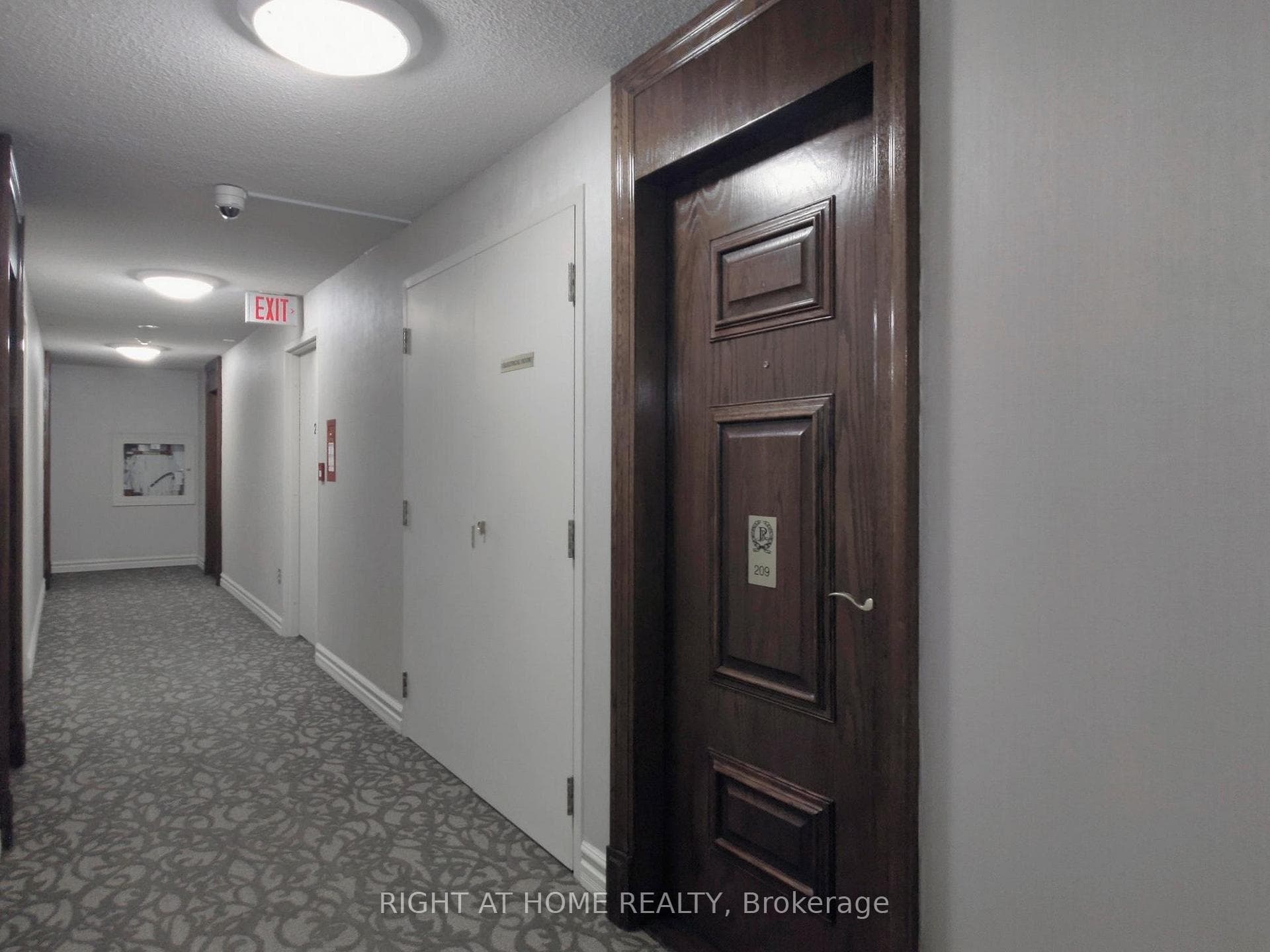 15 Michael Power Place Unit 209 photo 4