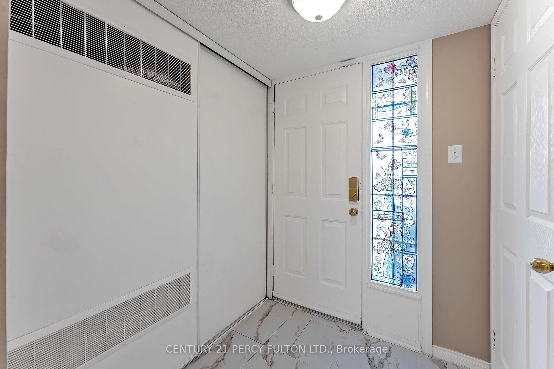 1735 Walnut Lane Unit 12 photo 6
