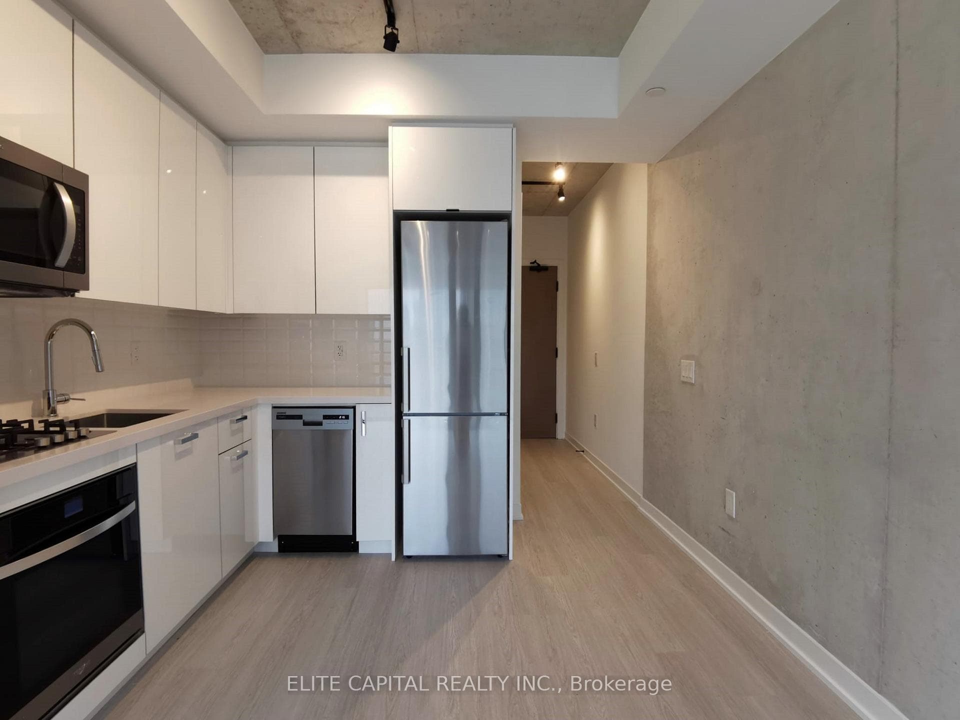 195 McCaul Street Unit 1509 photo 5