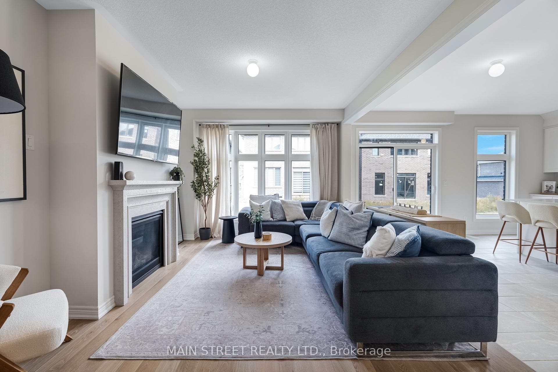 15 Ainslie Hill Crescent photo 10