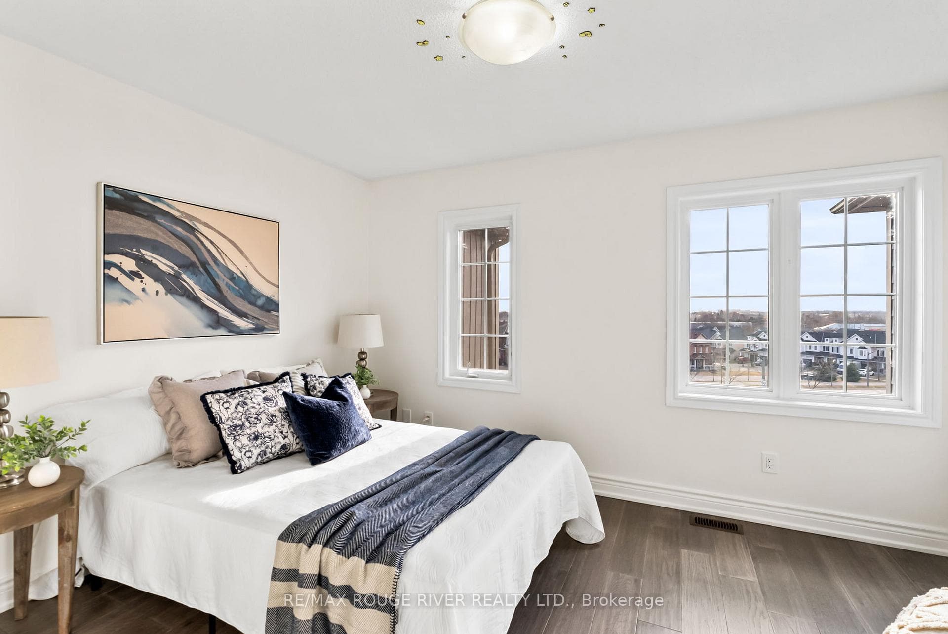 4 Benjamin Way photo 20