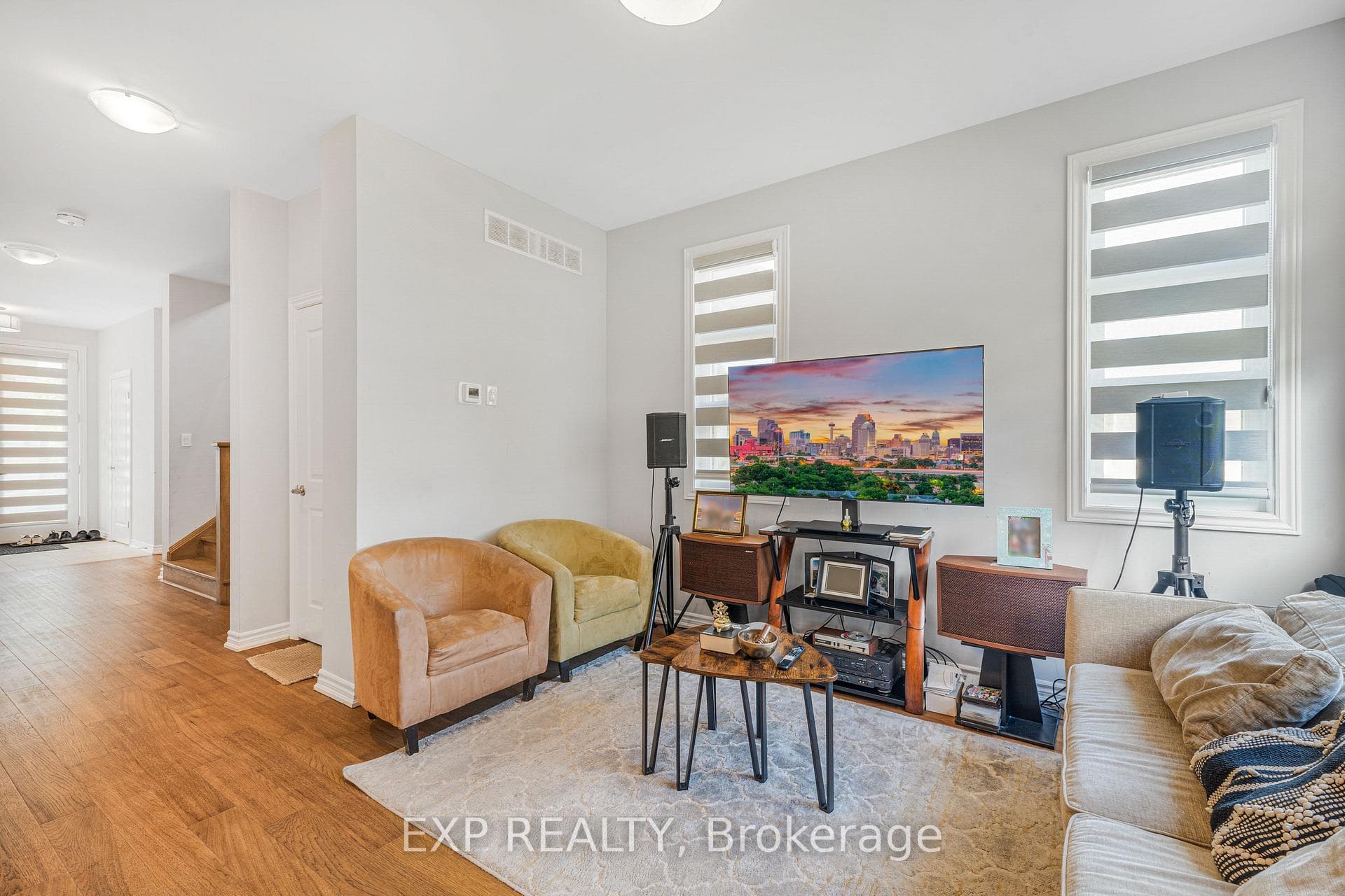 5672 Dorchester Road Unit 28 photo 12