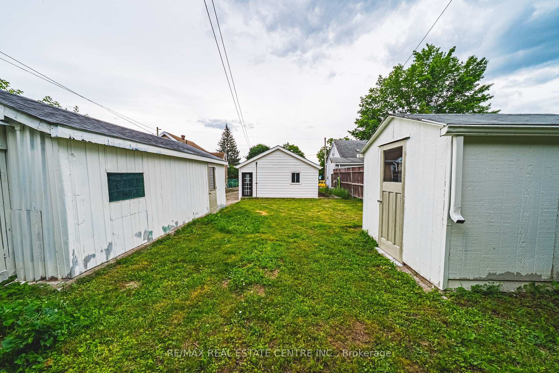 11 Broadview Crescent photo 33