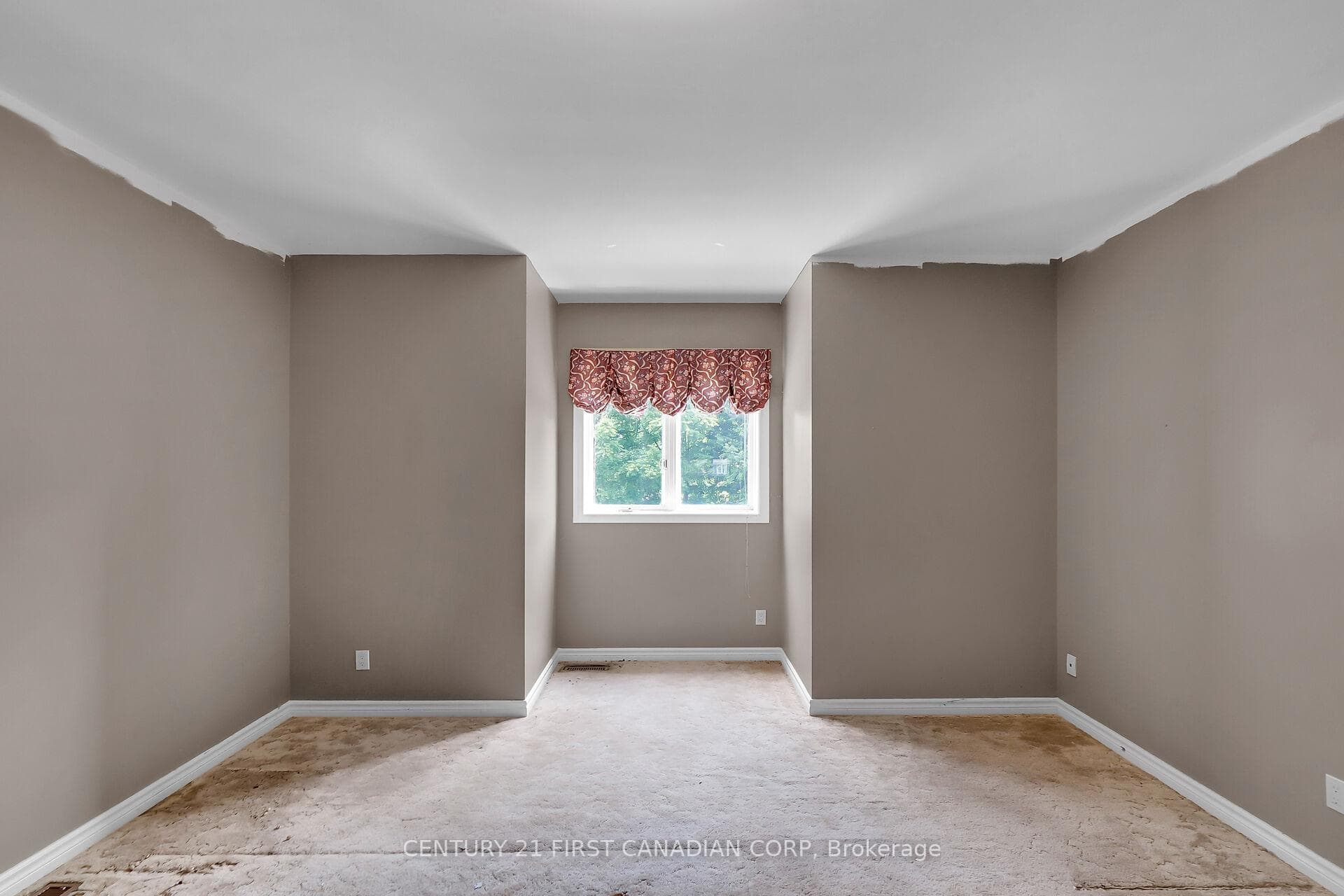 6298 Highland Lane photo 32