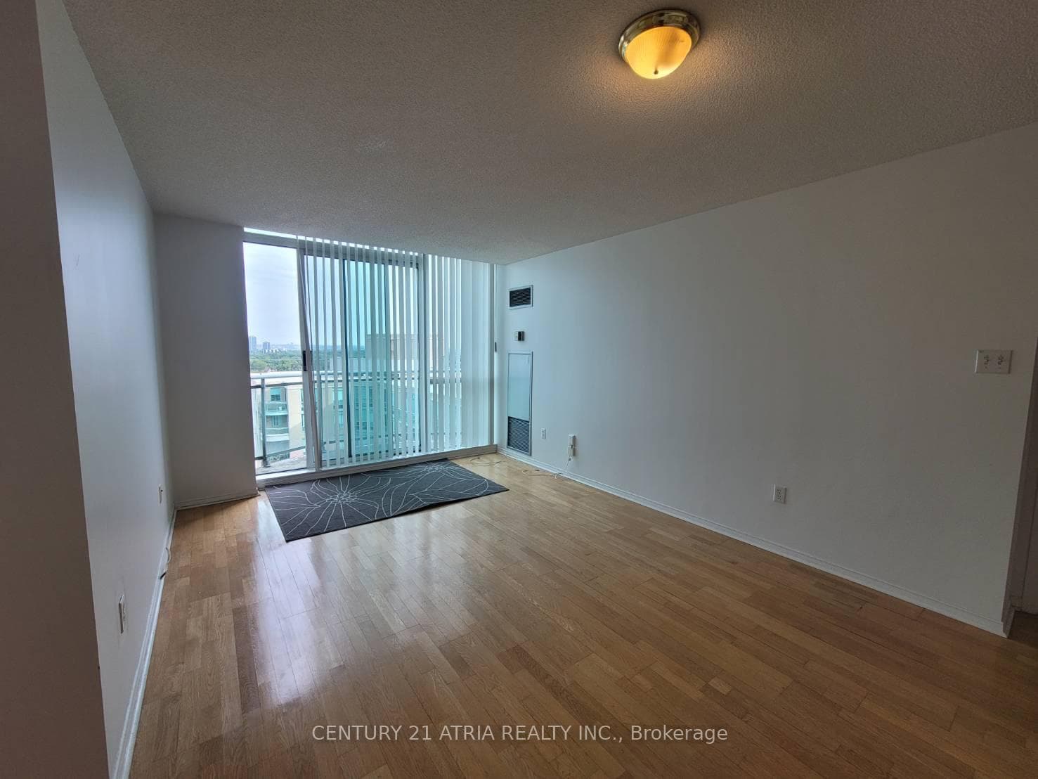 8 Pemberton Avenue Unit PH00 photo 6