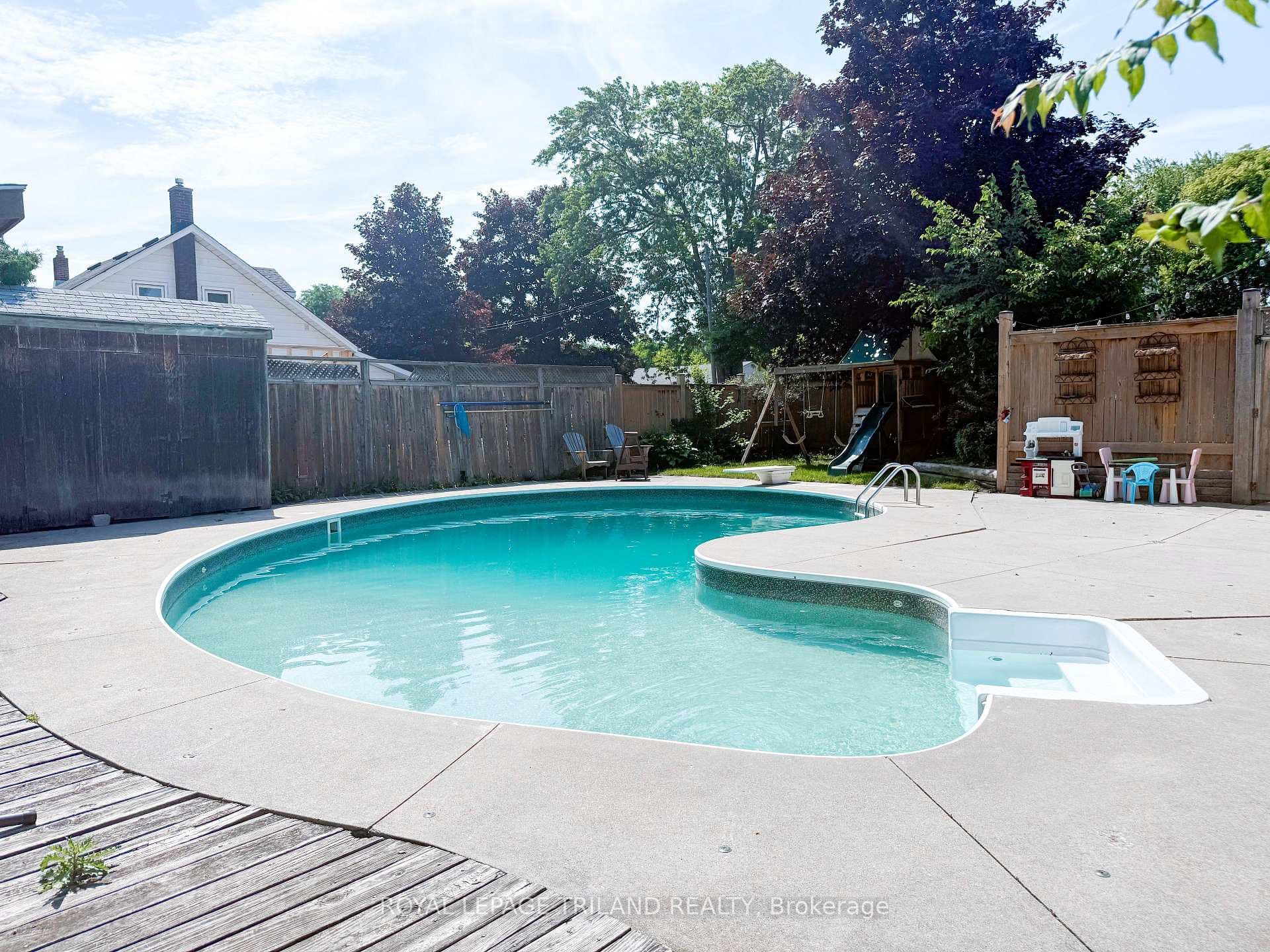 12 East Avenue photo 26