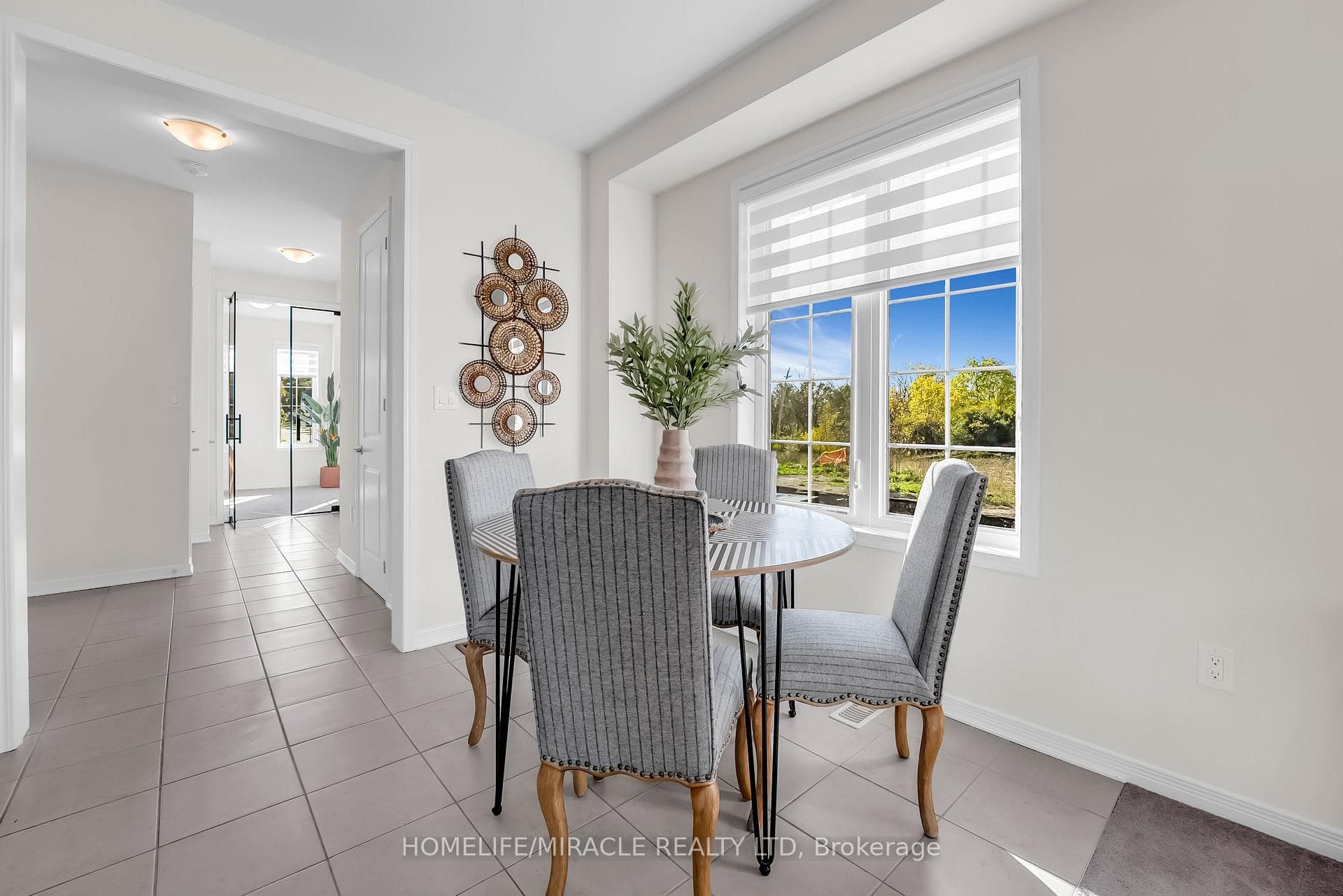 230 Maclachlan Avenue photo 8