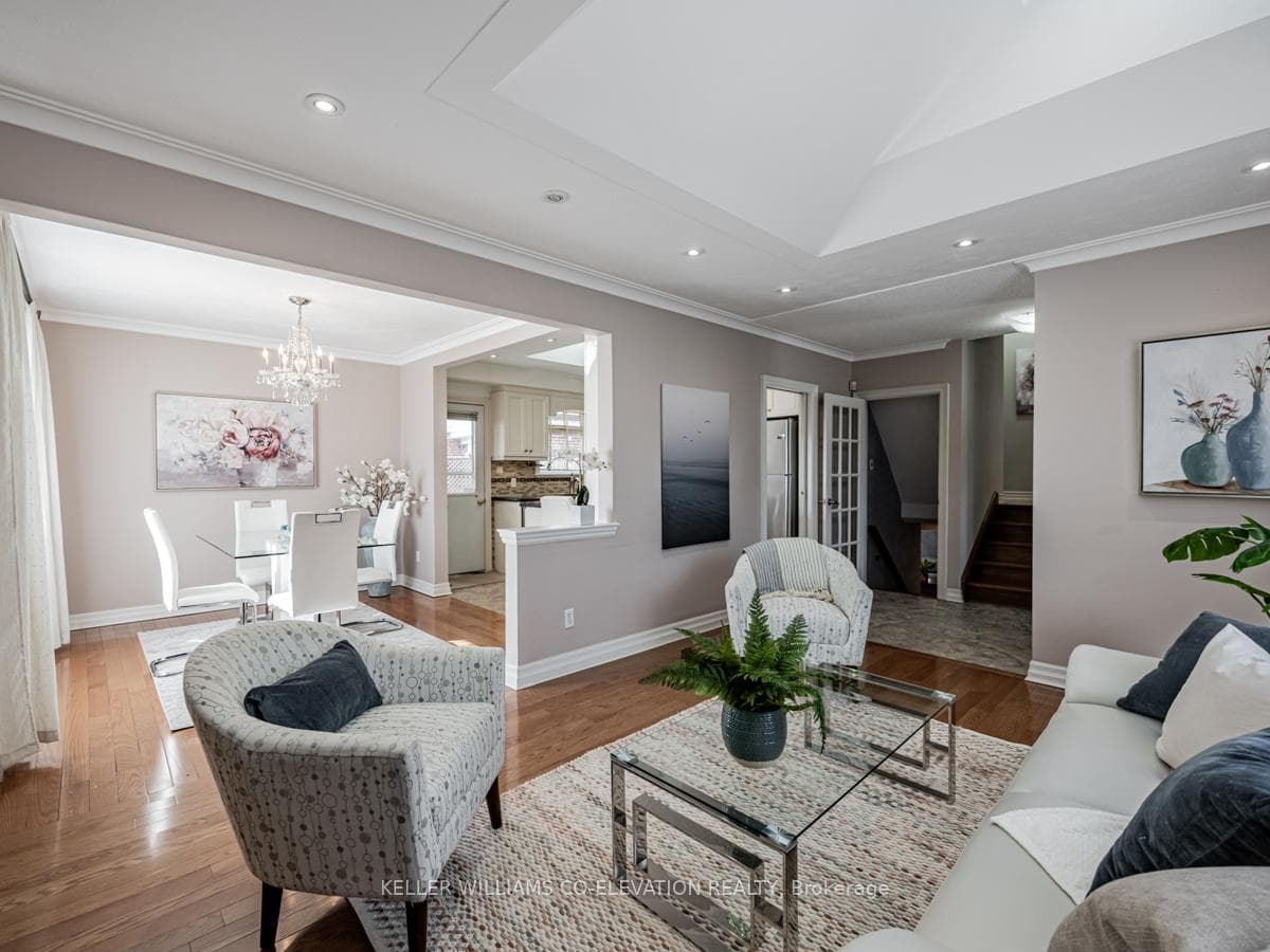 18 Barwell Crescent photo 6